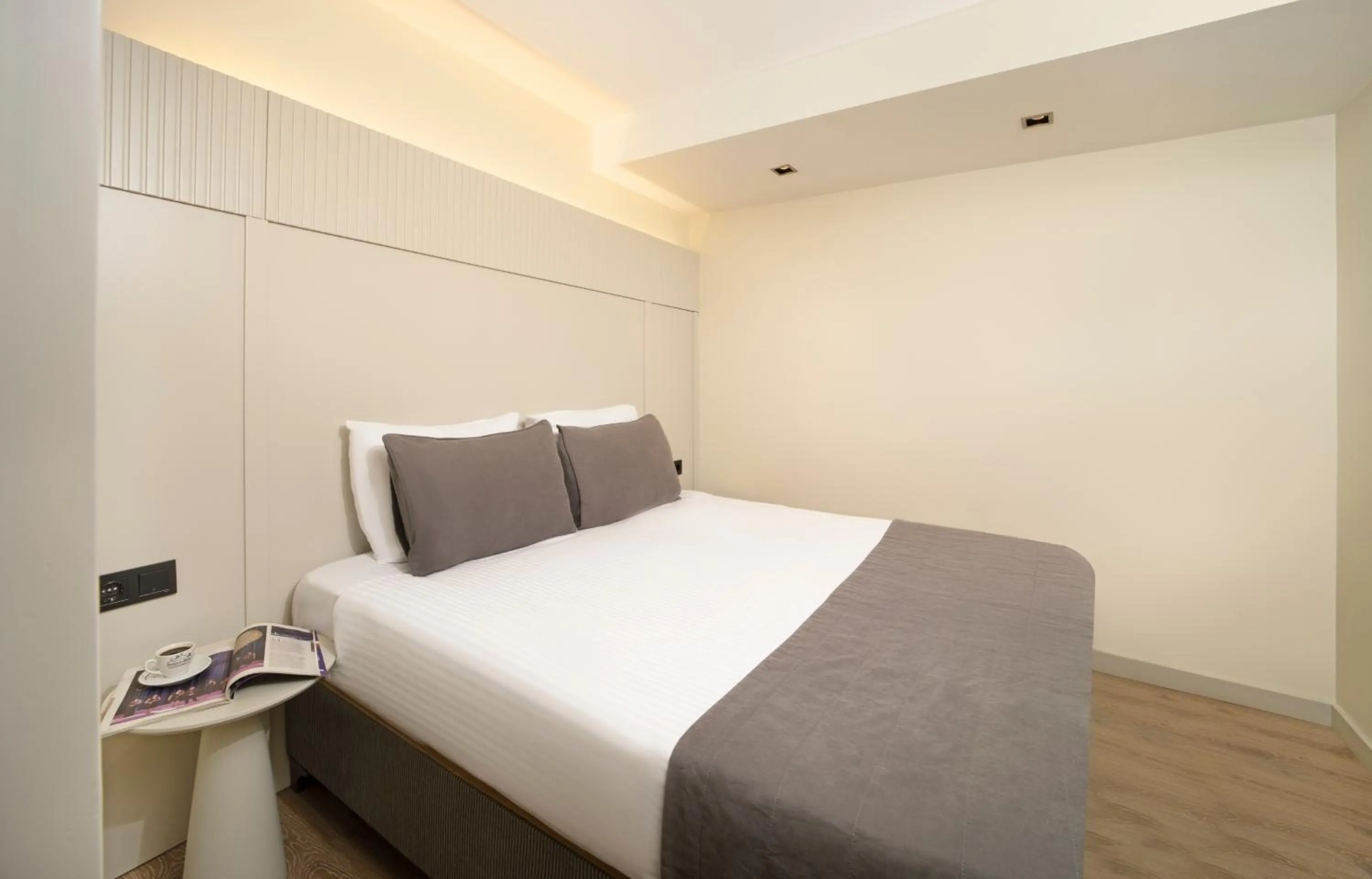 Photo of the whole room in Orka Taksim Apart Hotel