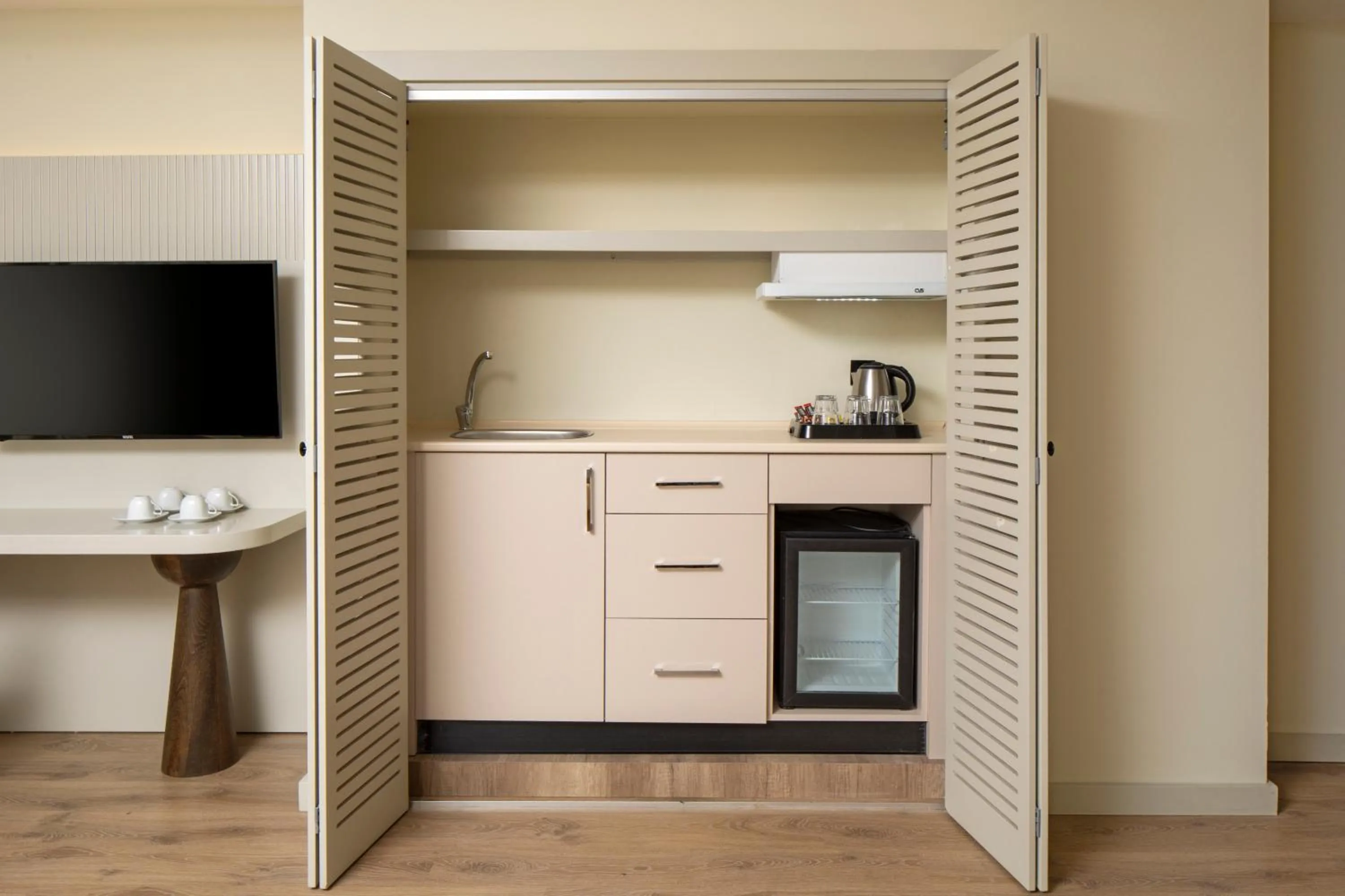 Coffee/tea facilities in Orka Taksim Apart Hotel