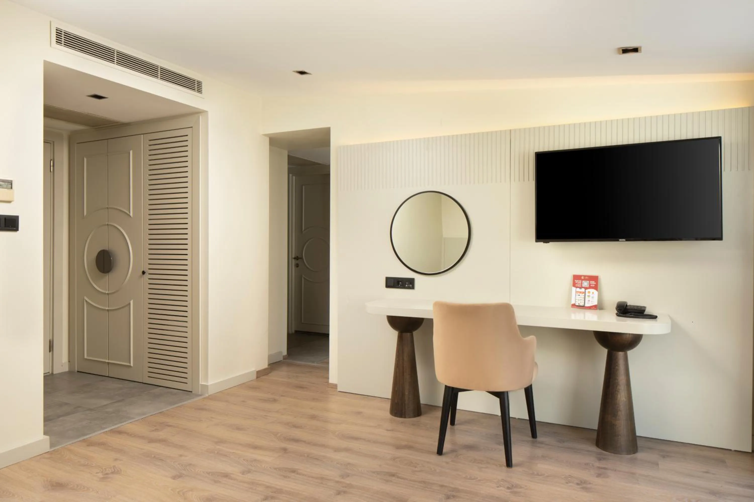 TV and multimedia in Orka Taksim Apart Hotel