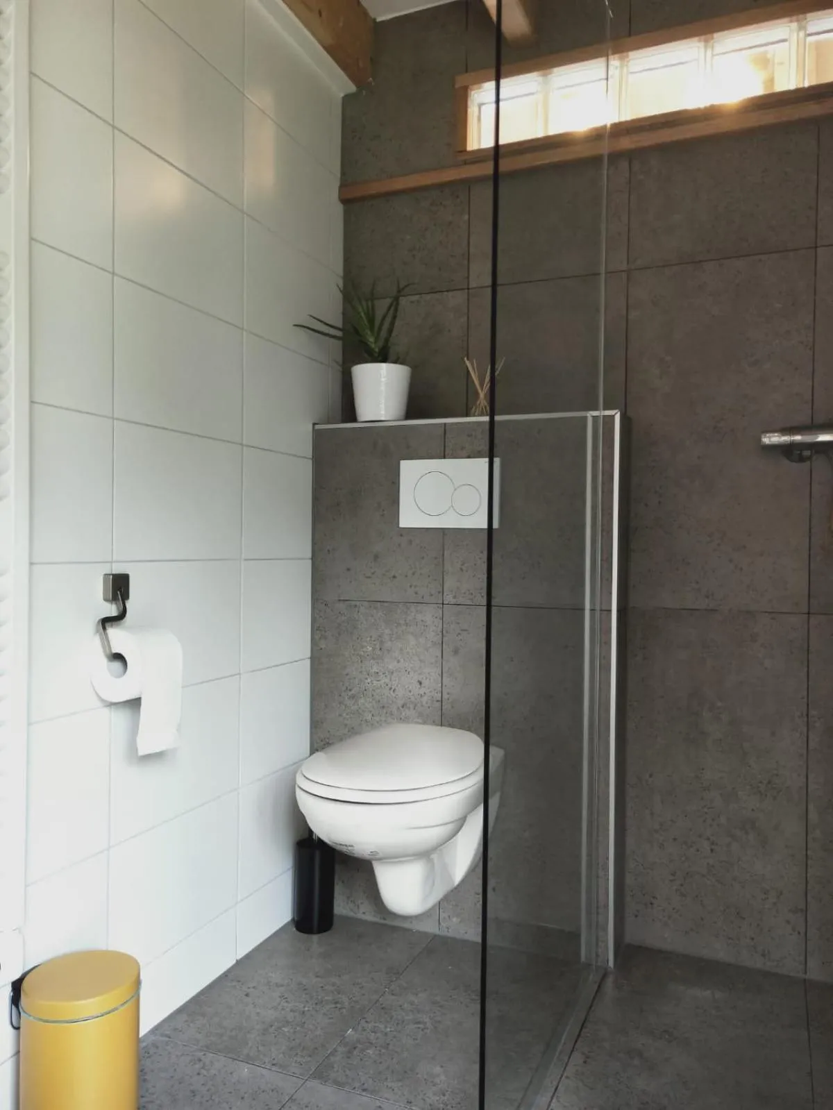 Toilet in Hofstede 's Gravenhoek