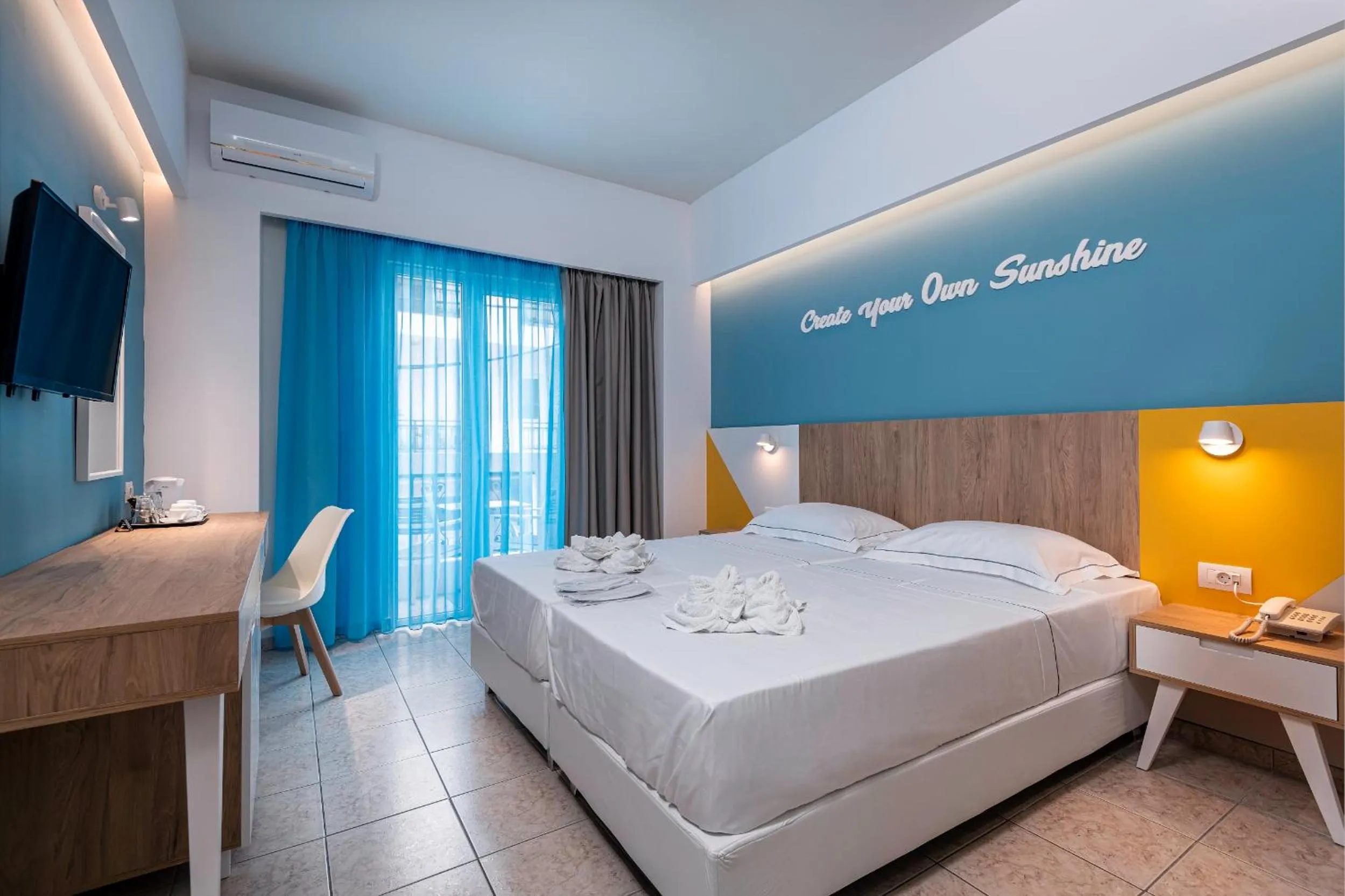 Bed in Olympia Hotel