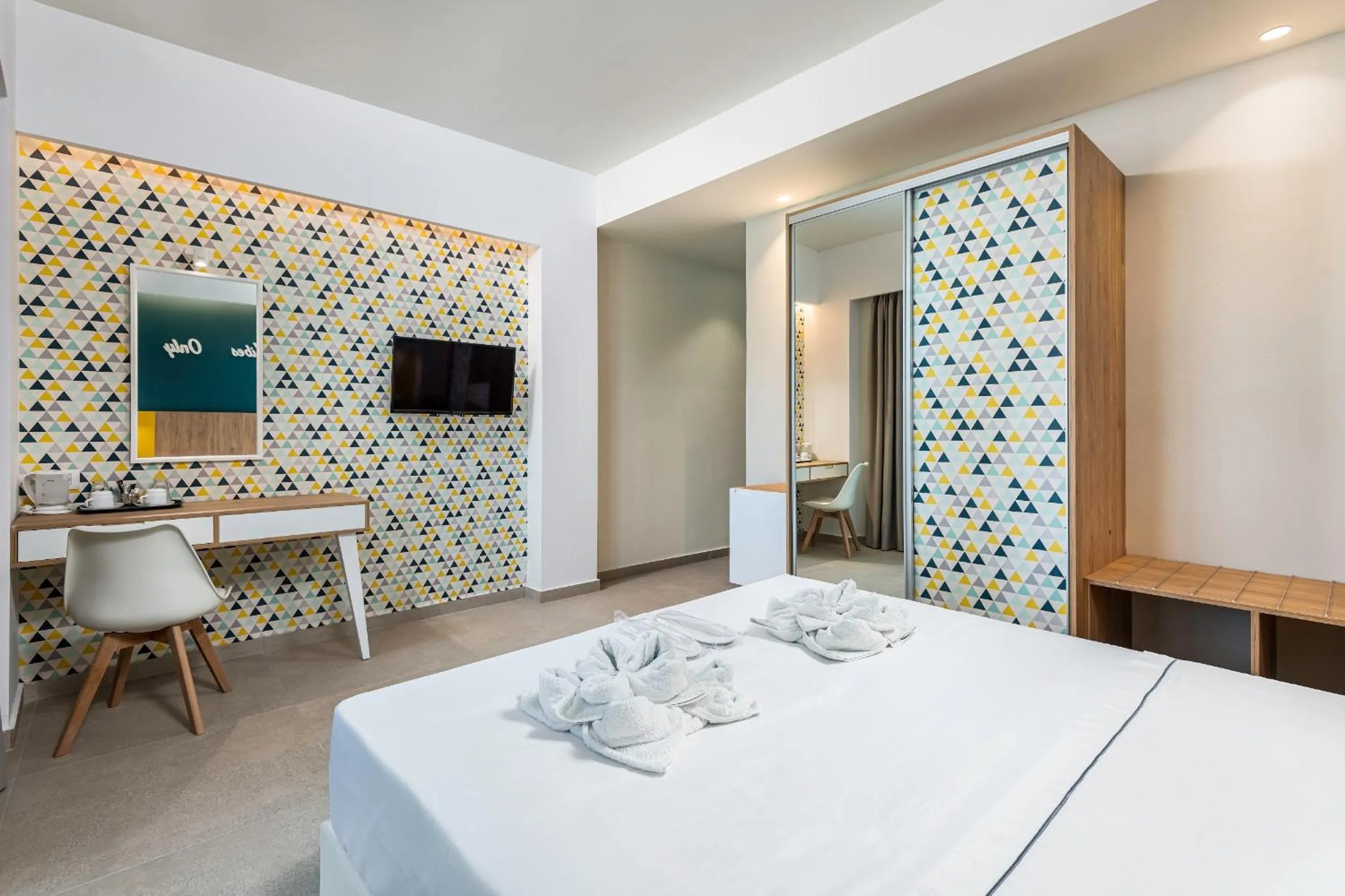 Photo of the whole room, Bed in Olympia Hotel