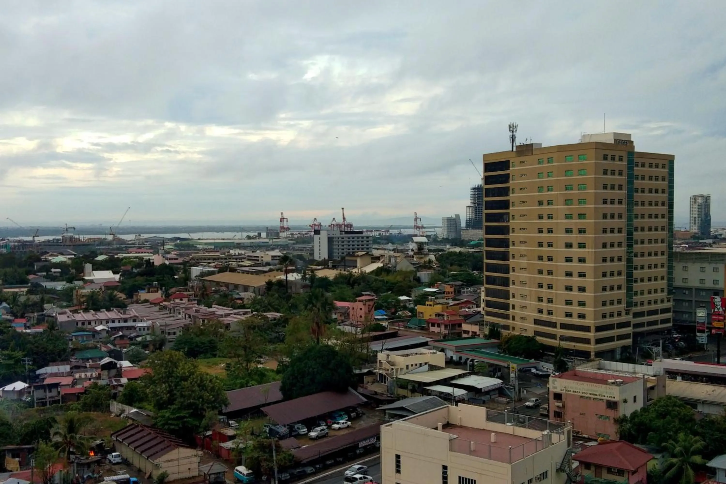 Cozy Place at Bamboo Bay Cebu