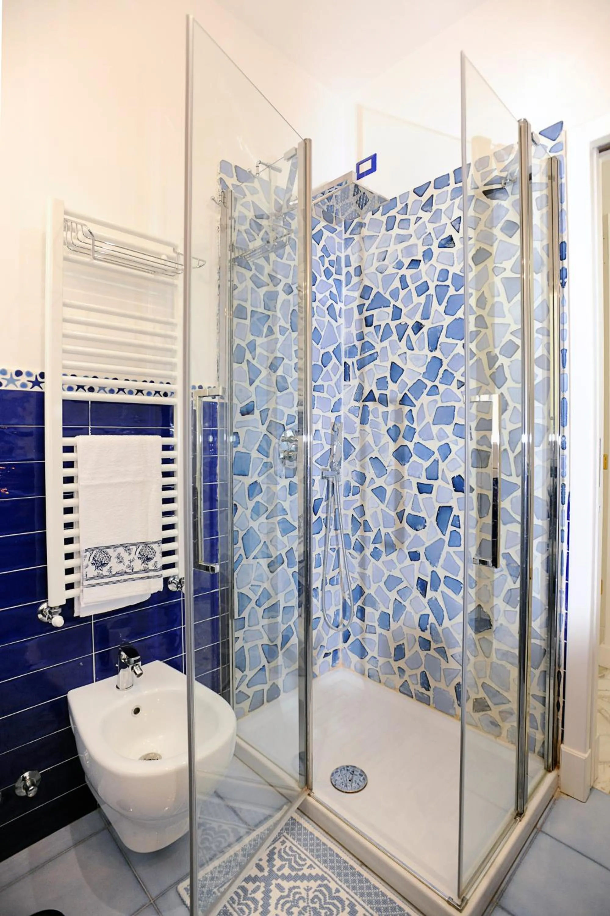 Shower in La Kenzia Casa Vacanze