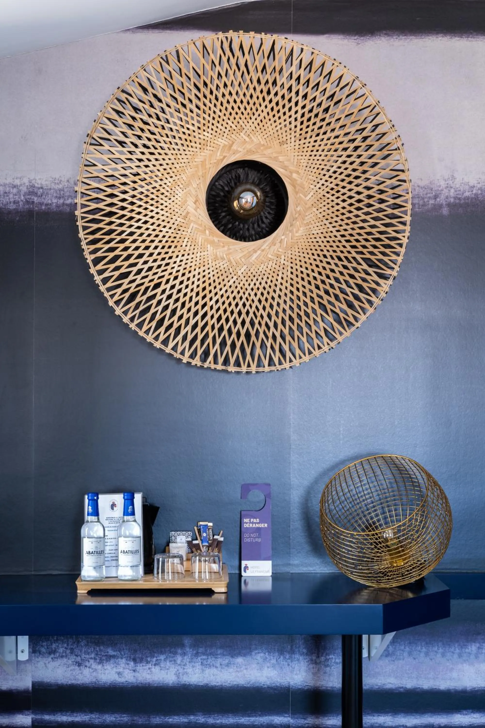 Coffee/tea facilities in Hôtel Le Français