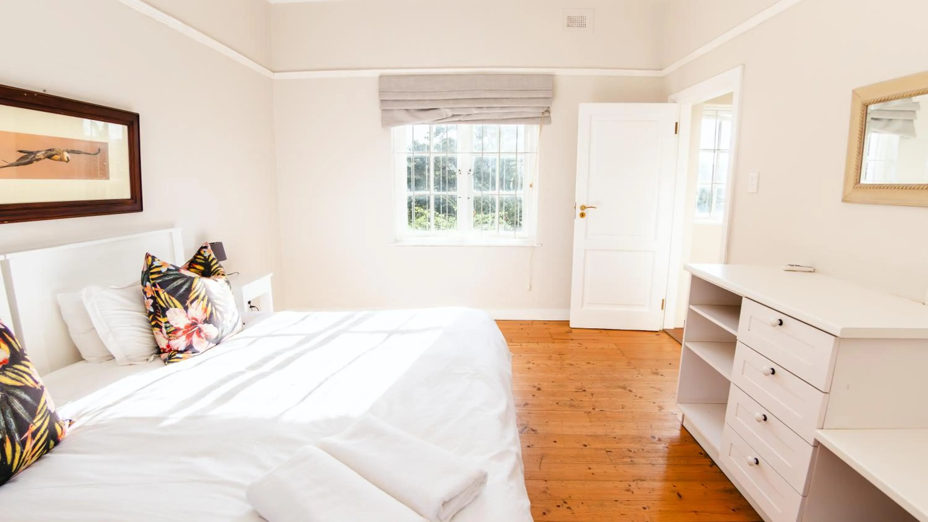 View (from property/room), Bed in Botha House