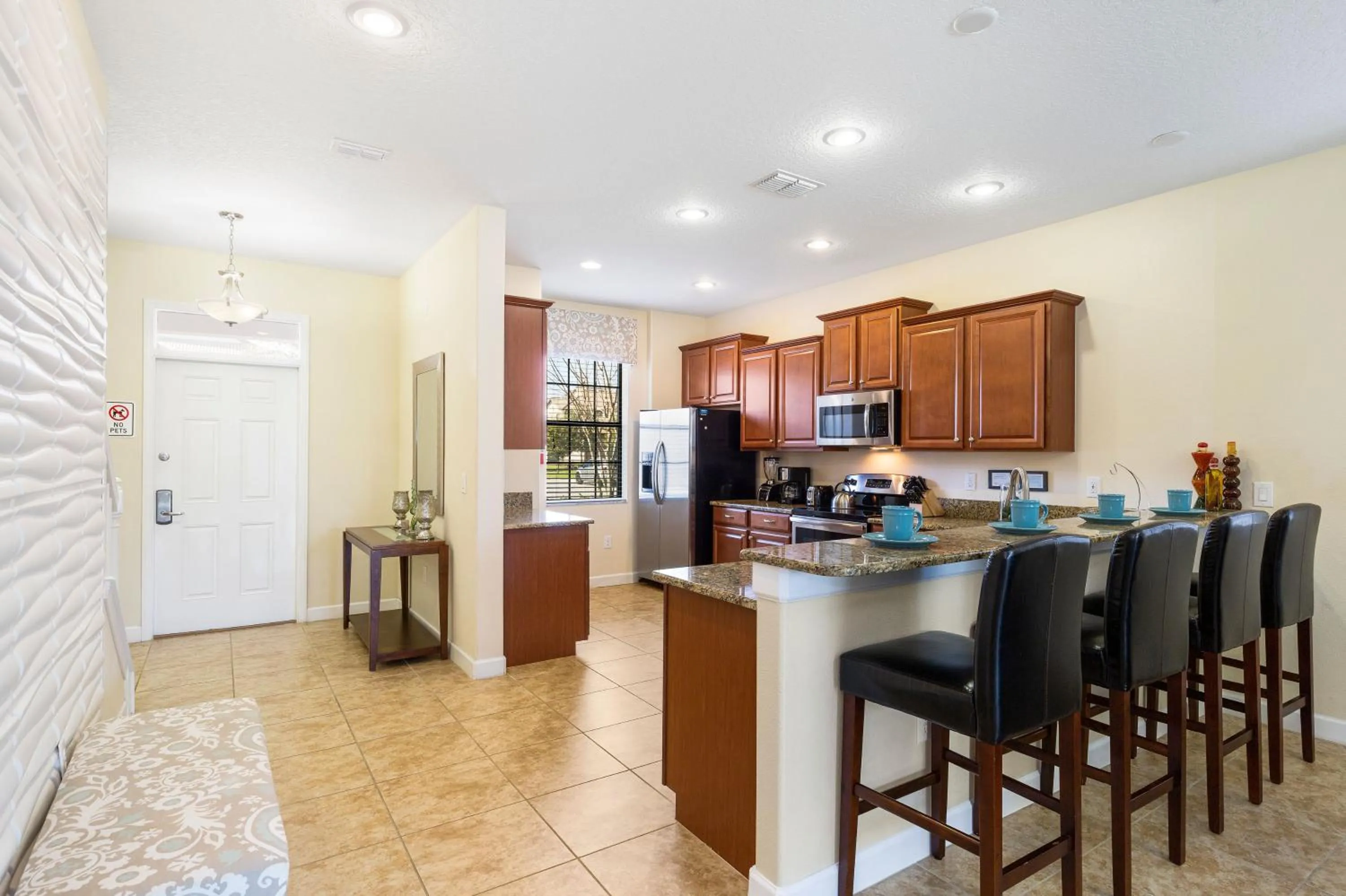 Coffee/tea facilities in Moonlight Ridge - 5 bed ChampionsGate Resort pool home