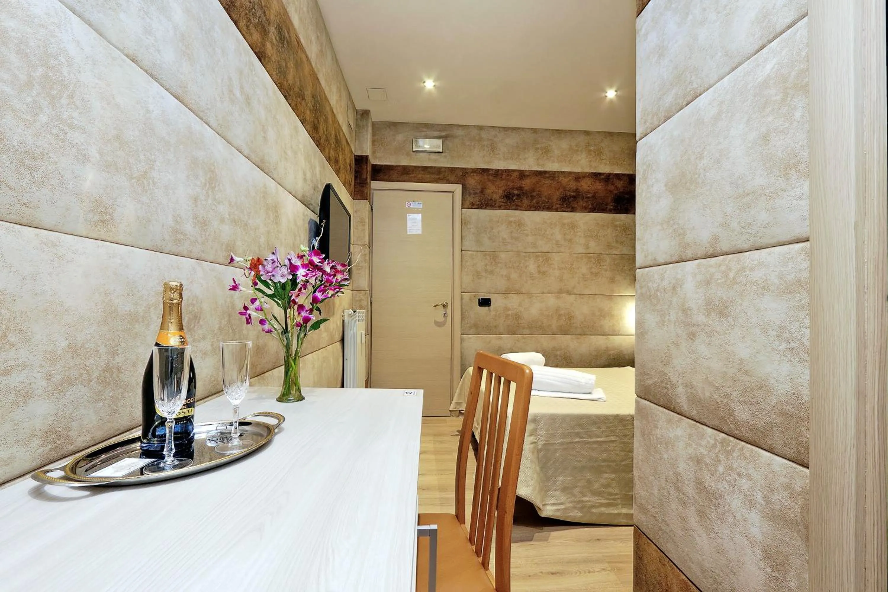 Bed in Gialli Vatican Guesthouse