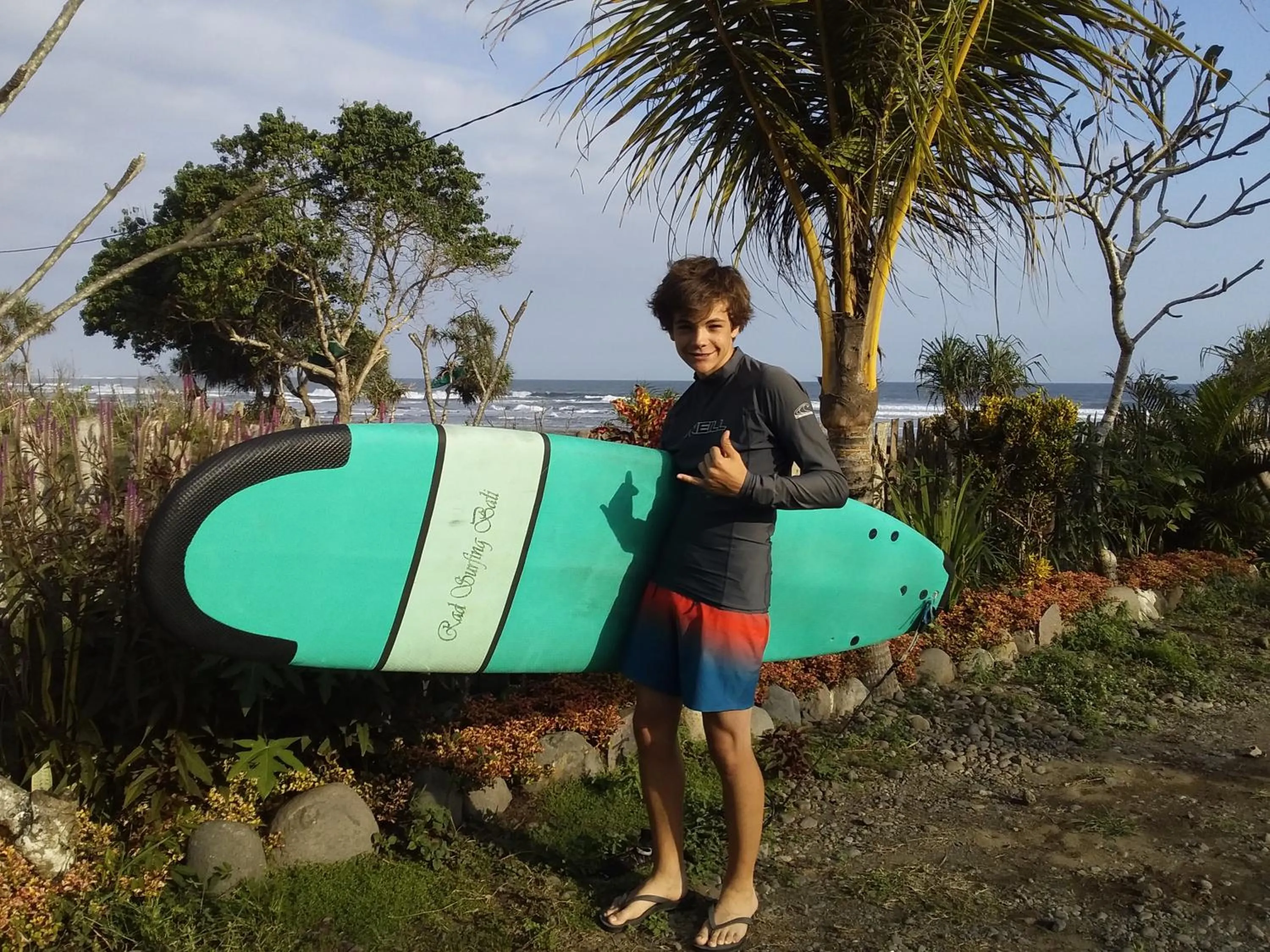 Jungle House - surf & stay