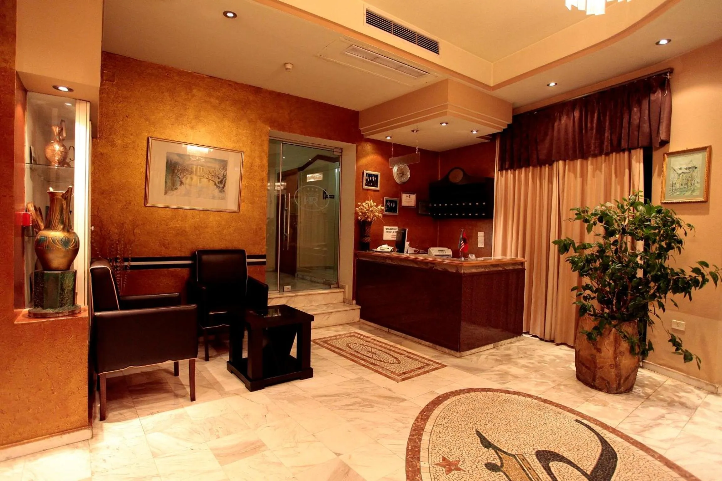 Lobby or reception in Hotel Regency