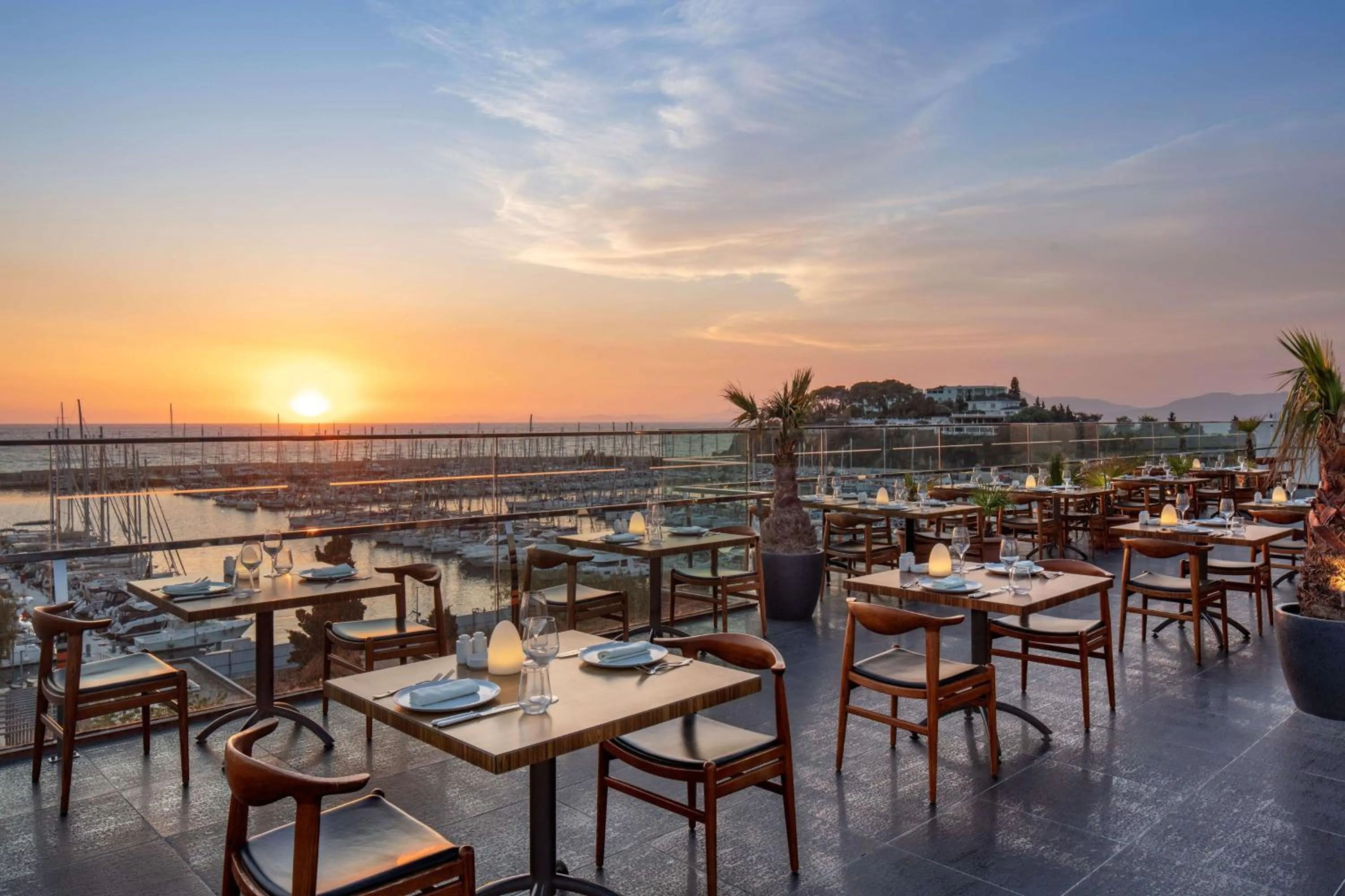 Restaurant/places to eat in DoubleTree by Hilton Kusadasi