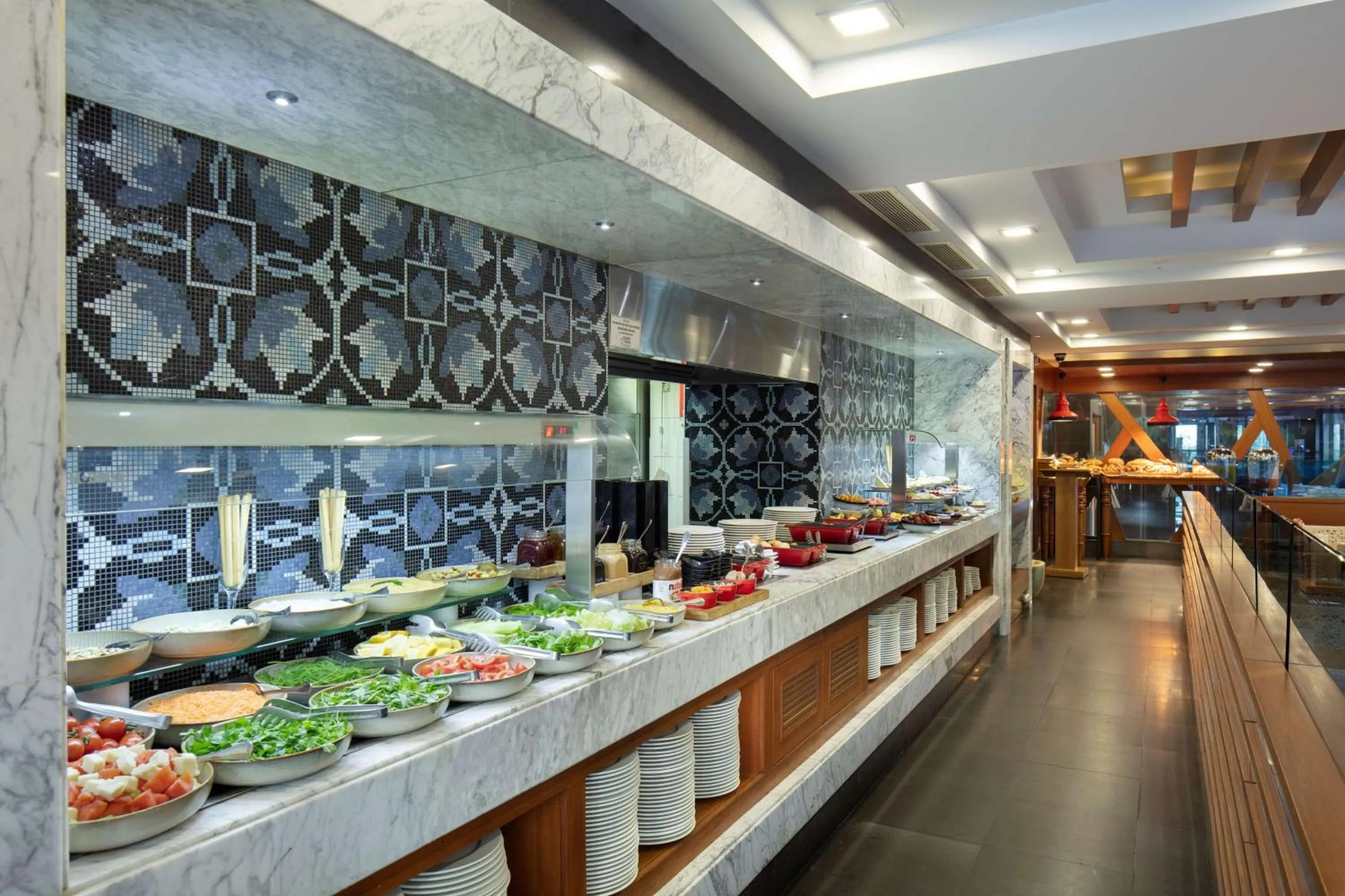 Restaurant/places to eat in DoubleTree by Hilton Kusadasi