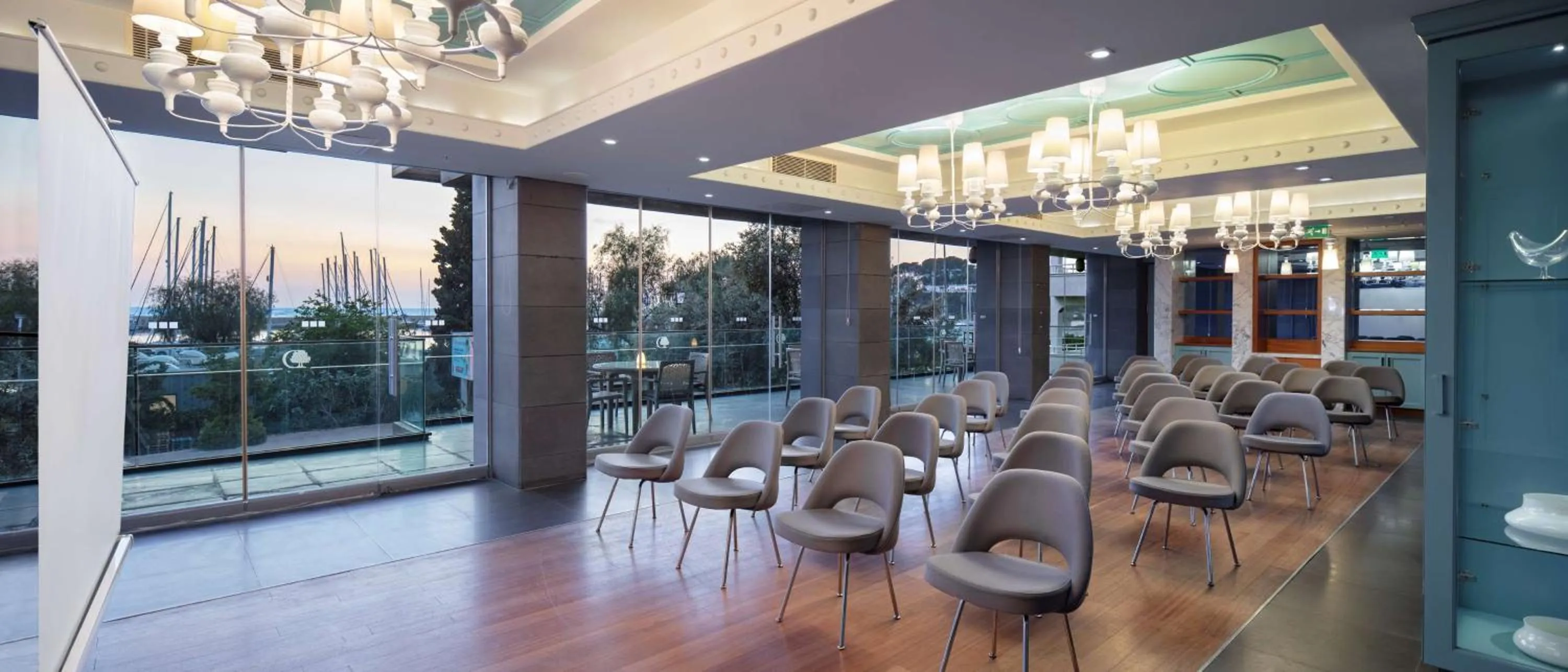 Meeting/conference room in DoubleTree by Hilton Kusadasi