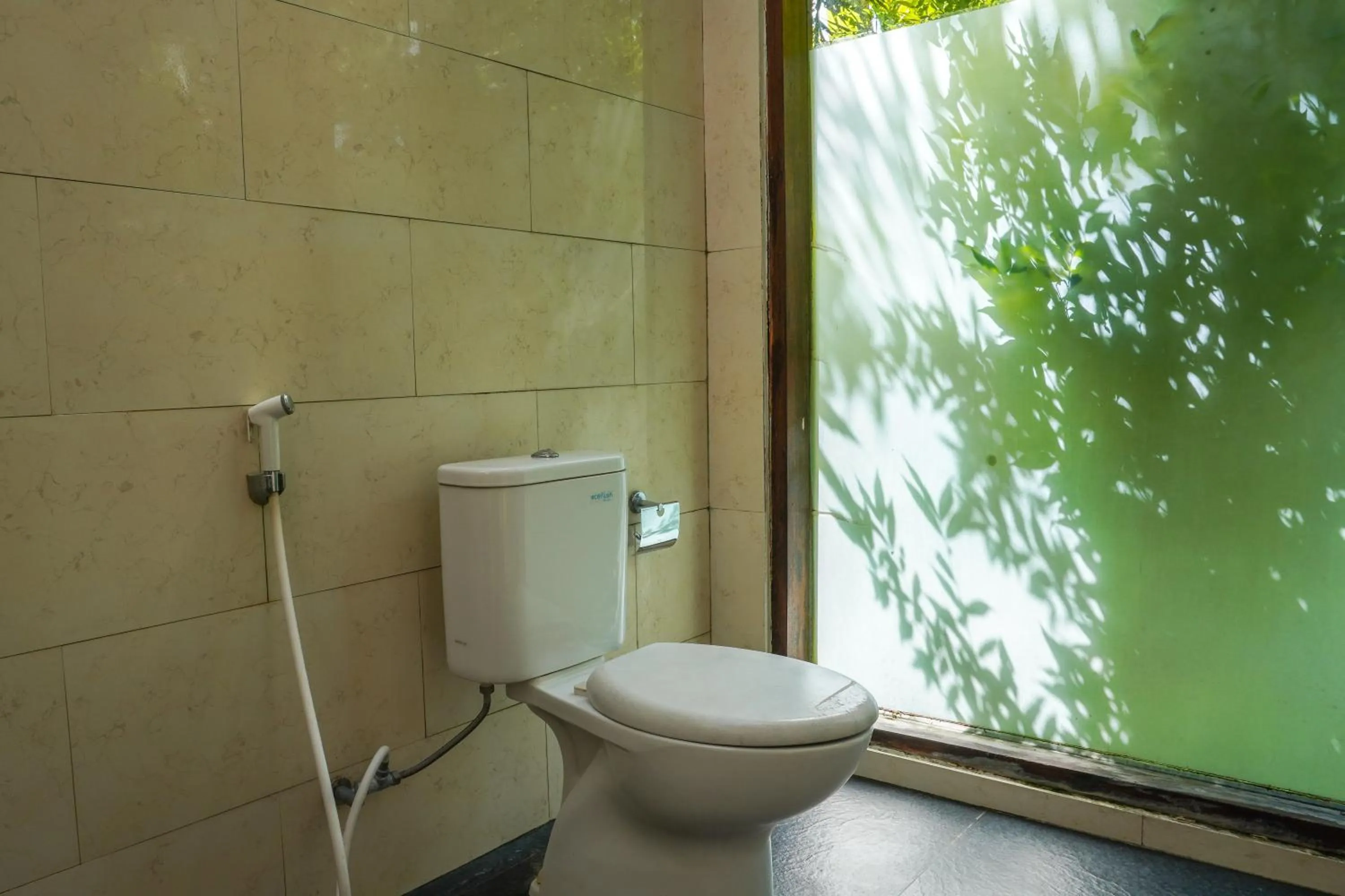 Toilet in Arya Resort Nusa Penida