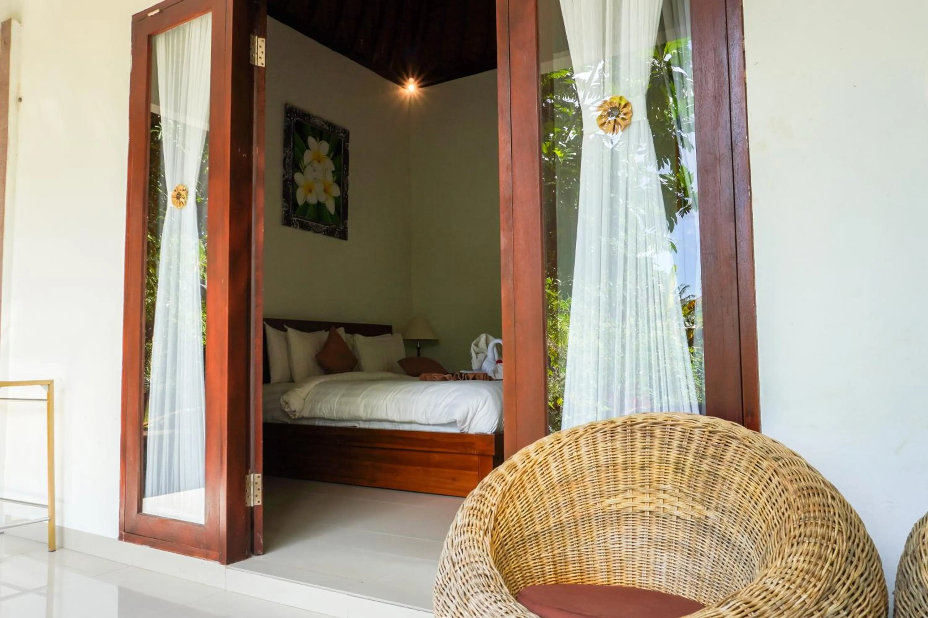Photo of the whole room, Bed in Arya Resort Nusa Penida