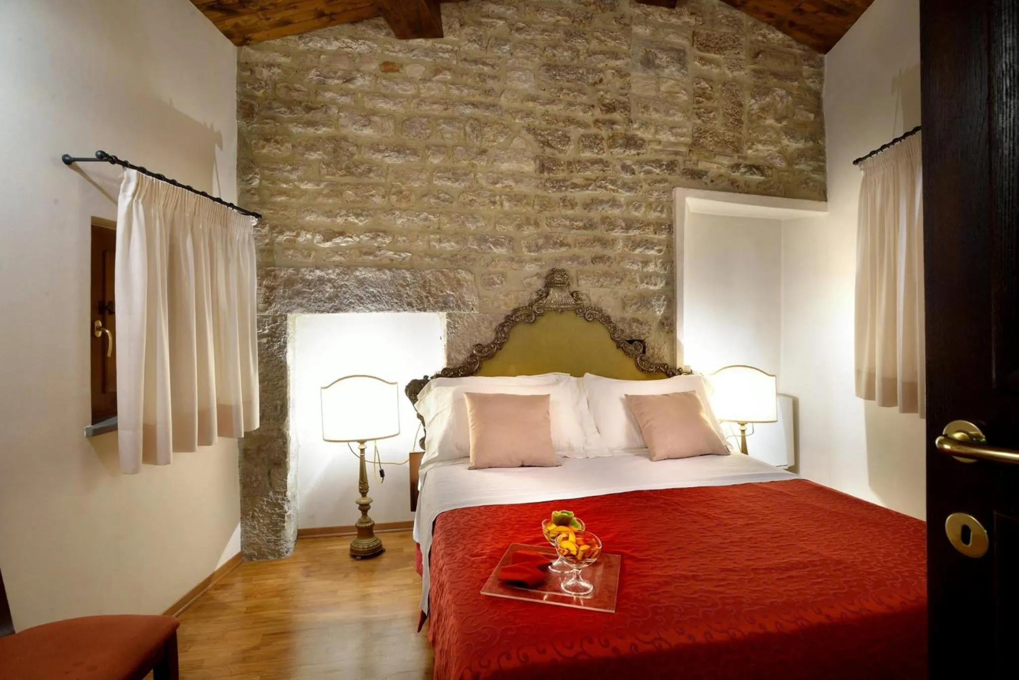 hotel dei consoli