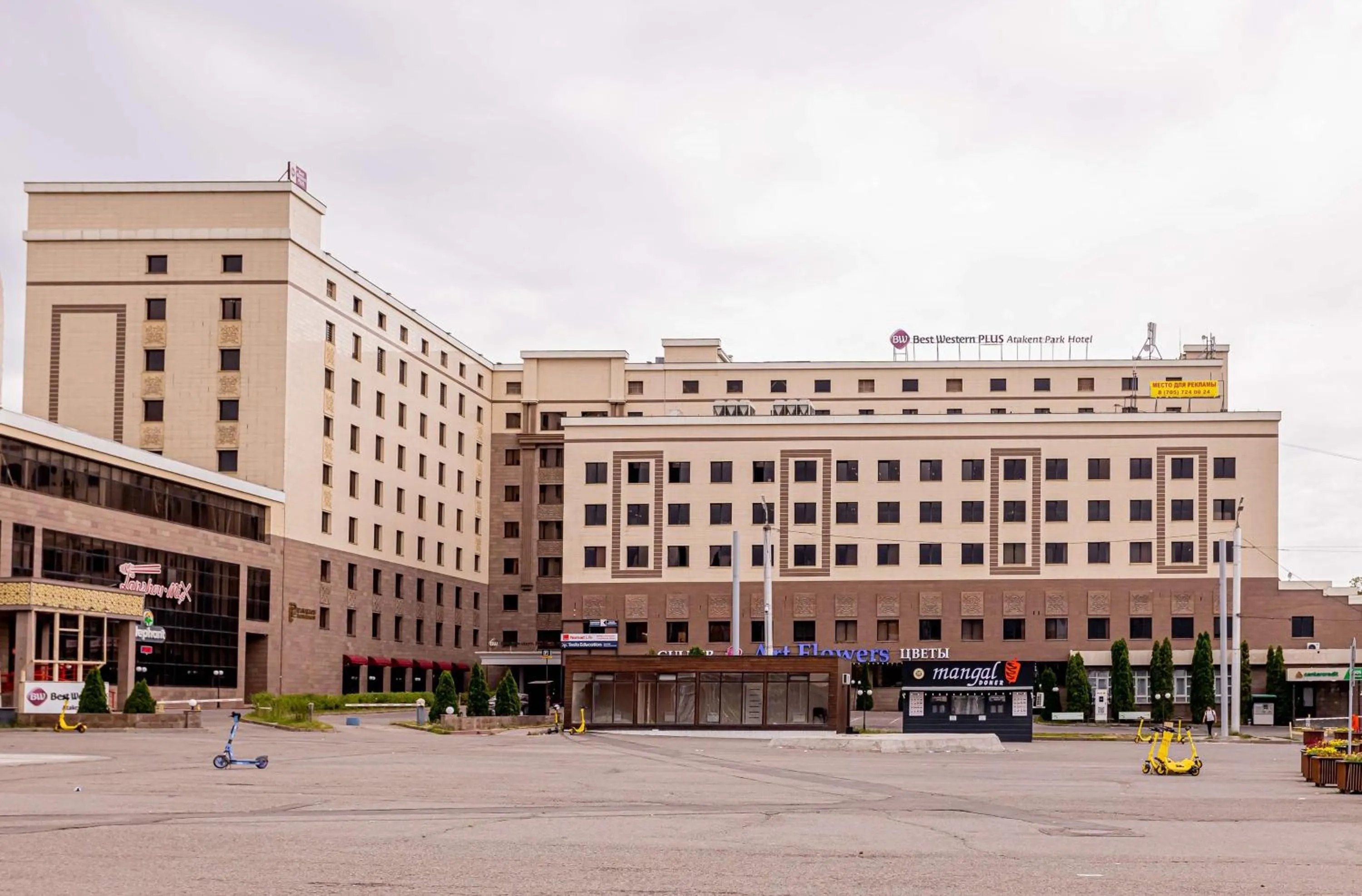 Property building in Best Western Plus Atakent Park Hotel