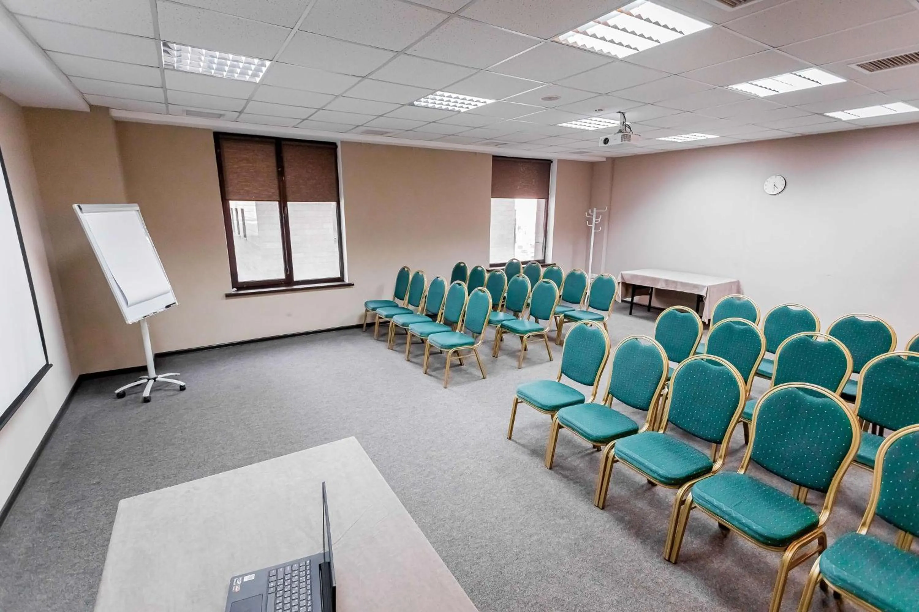Meeting/conference room in Best Western Plus Atakent Park Hotel
