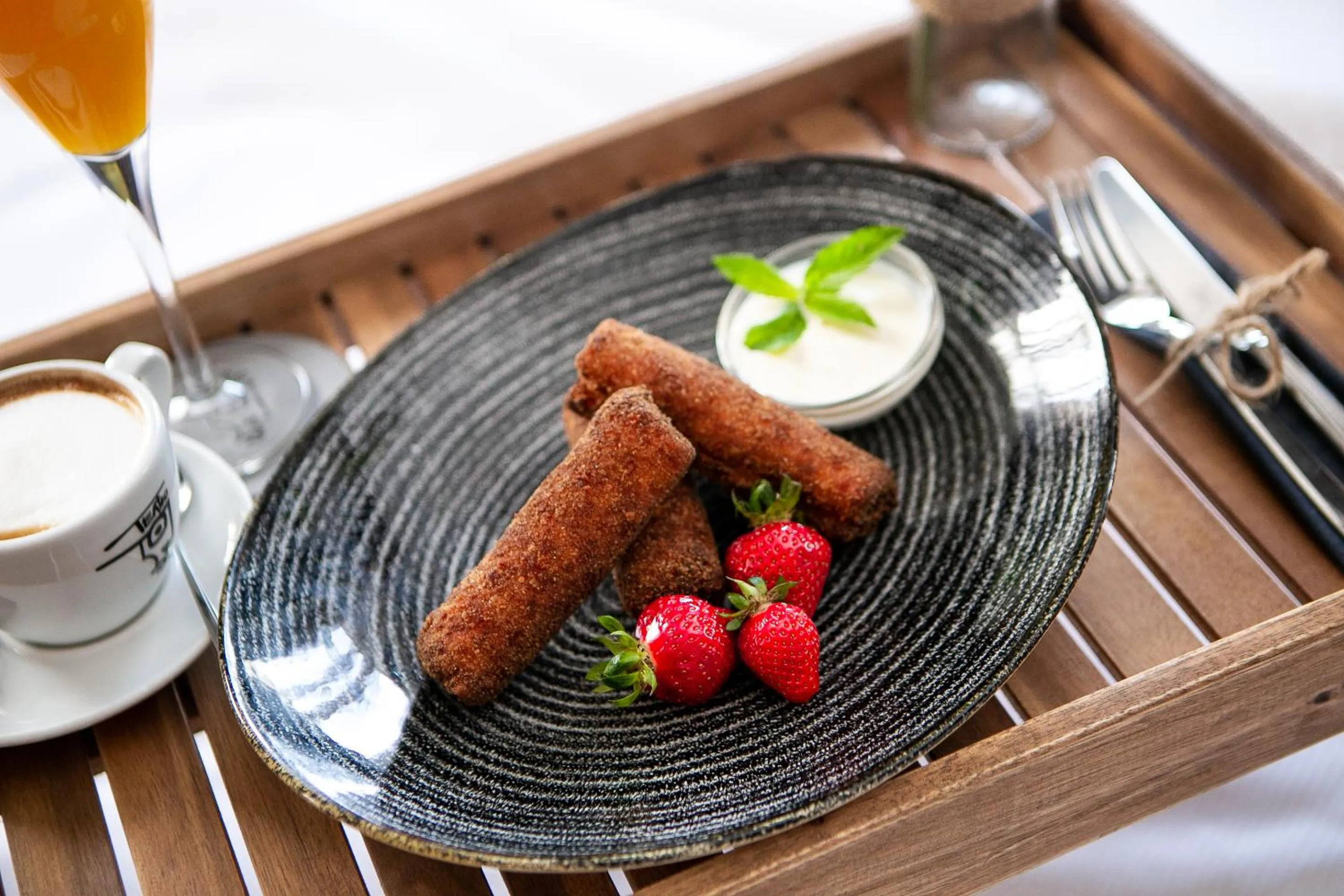 Food and drinks in Teatro Suite & Rooms