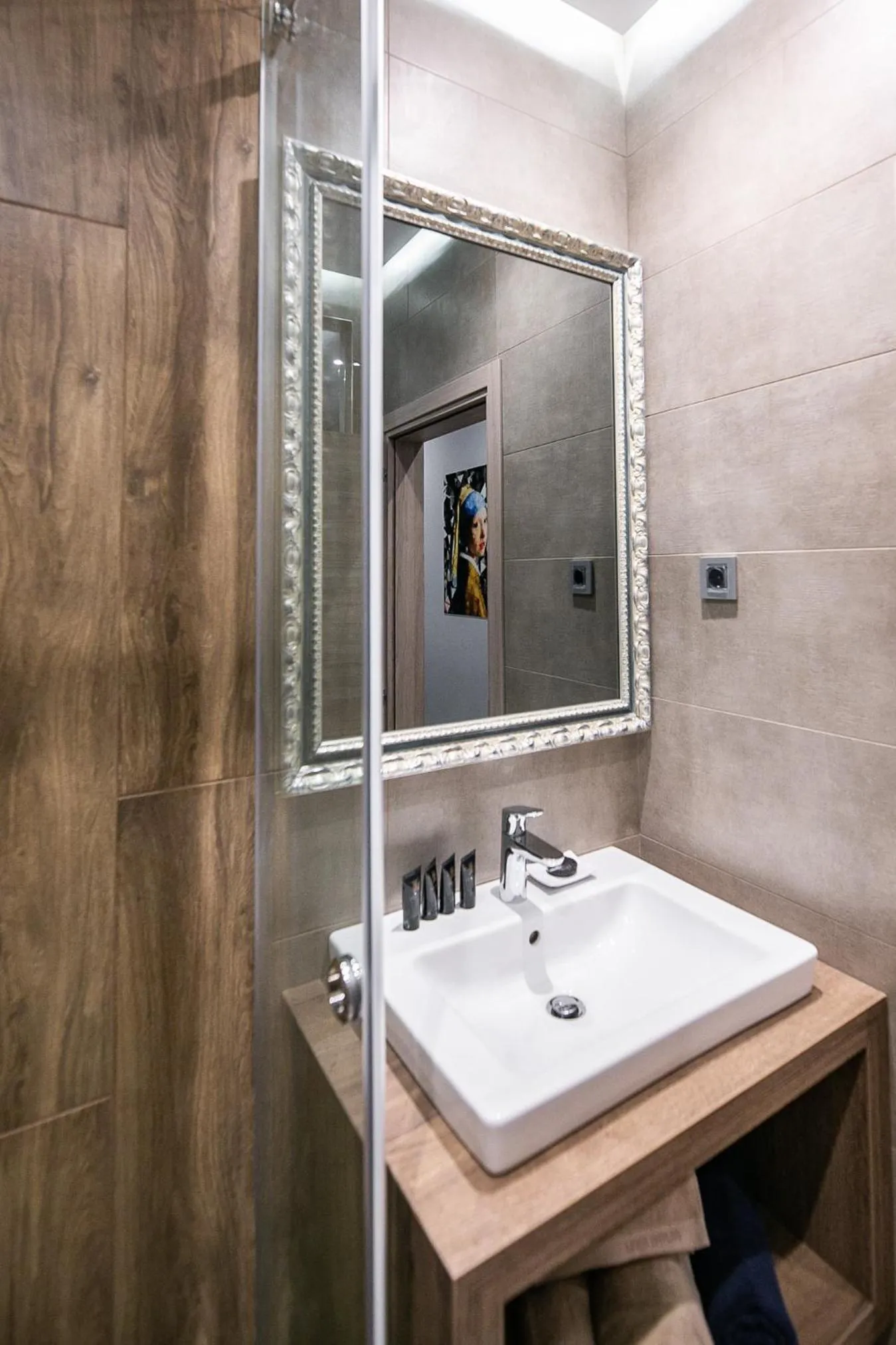 Bathroom in Teatro Suite & Rooms