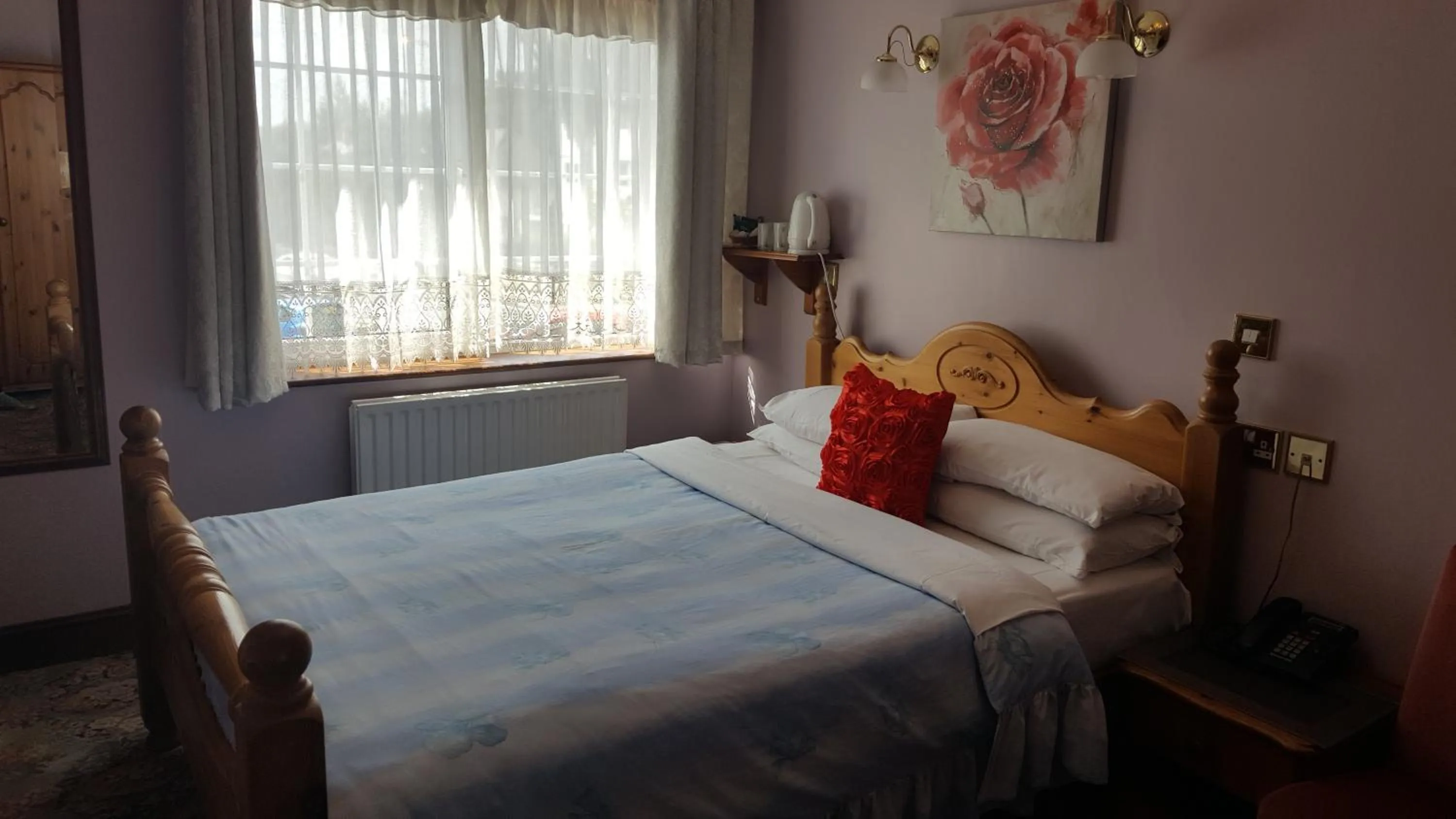 Day, Bed in Balkan Lodge Oxford