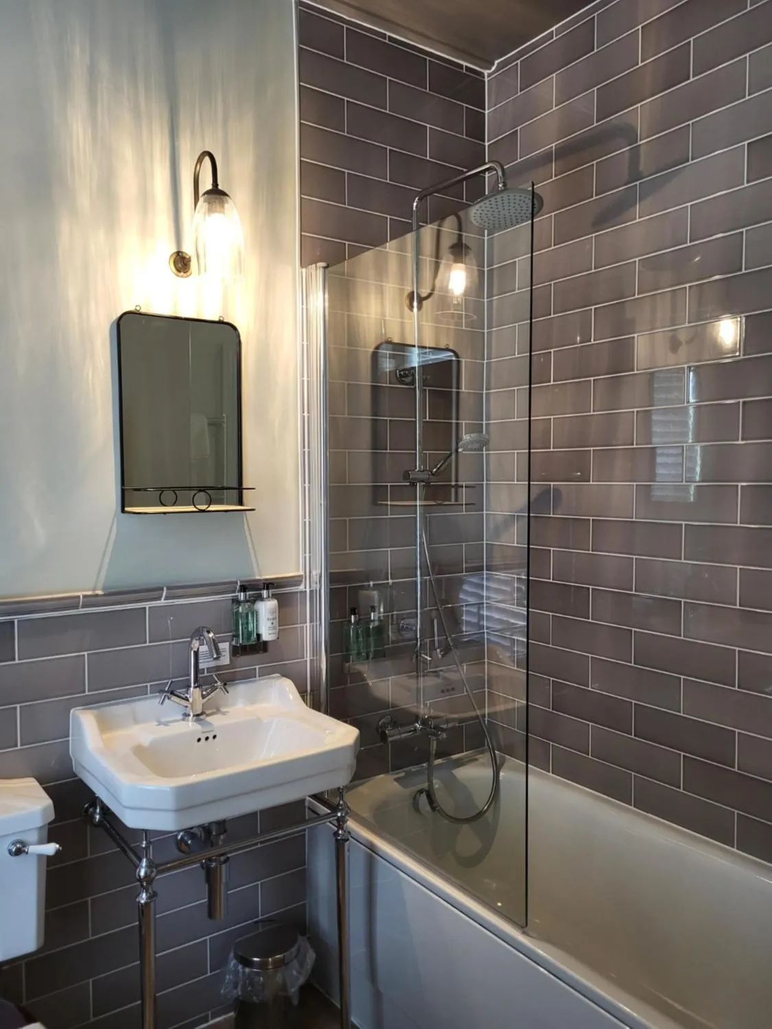 Shower in The Black Hat