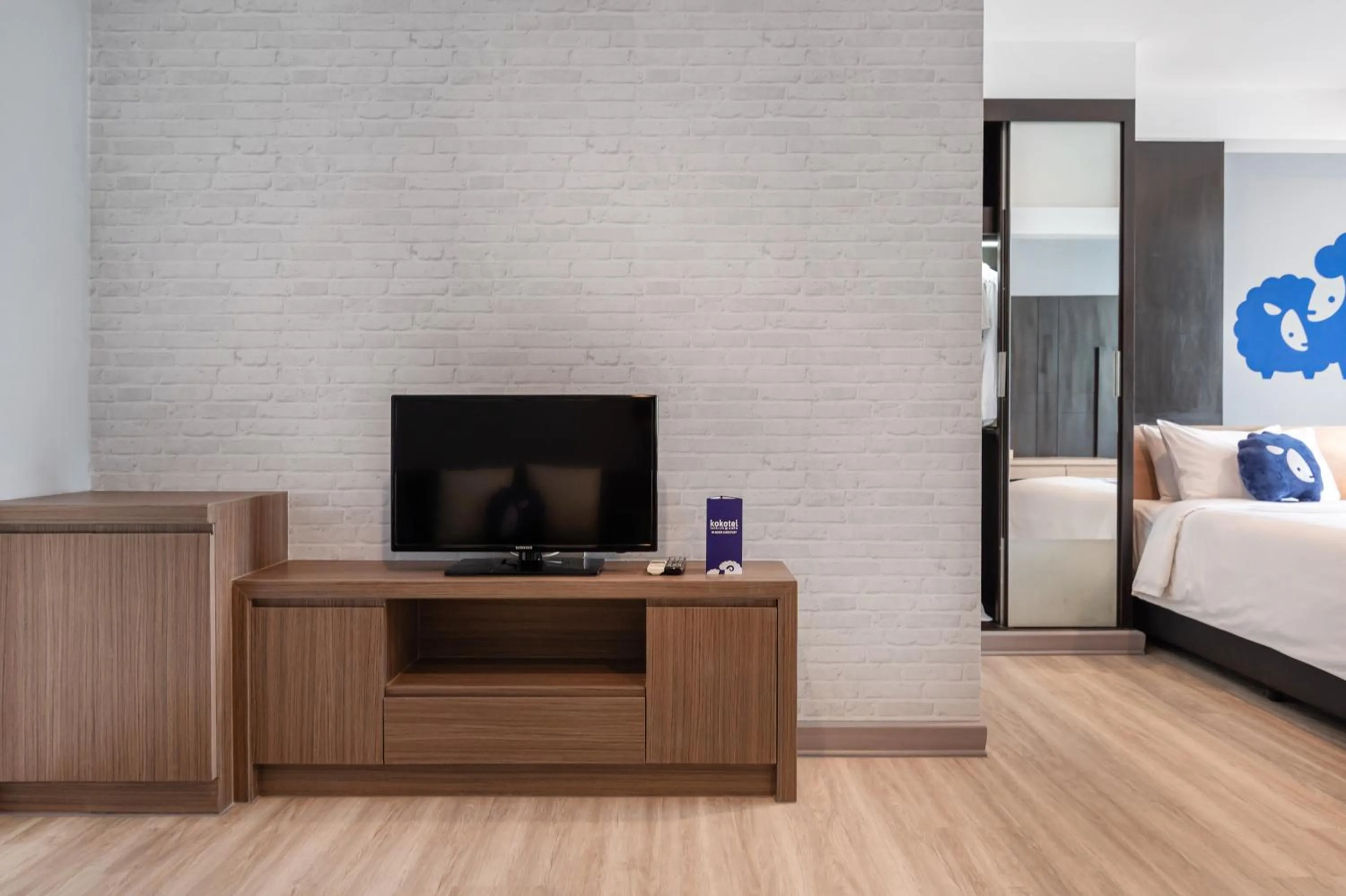 TV and multimedia, Bed in Kokotel Bangkok Dheva Thonglor