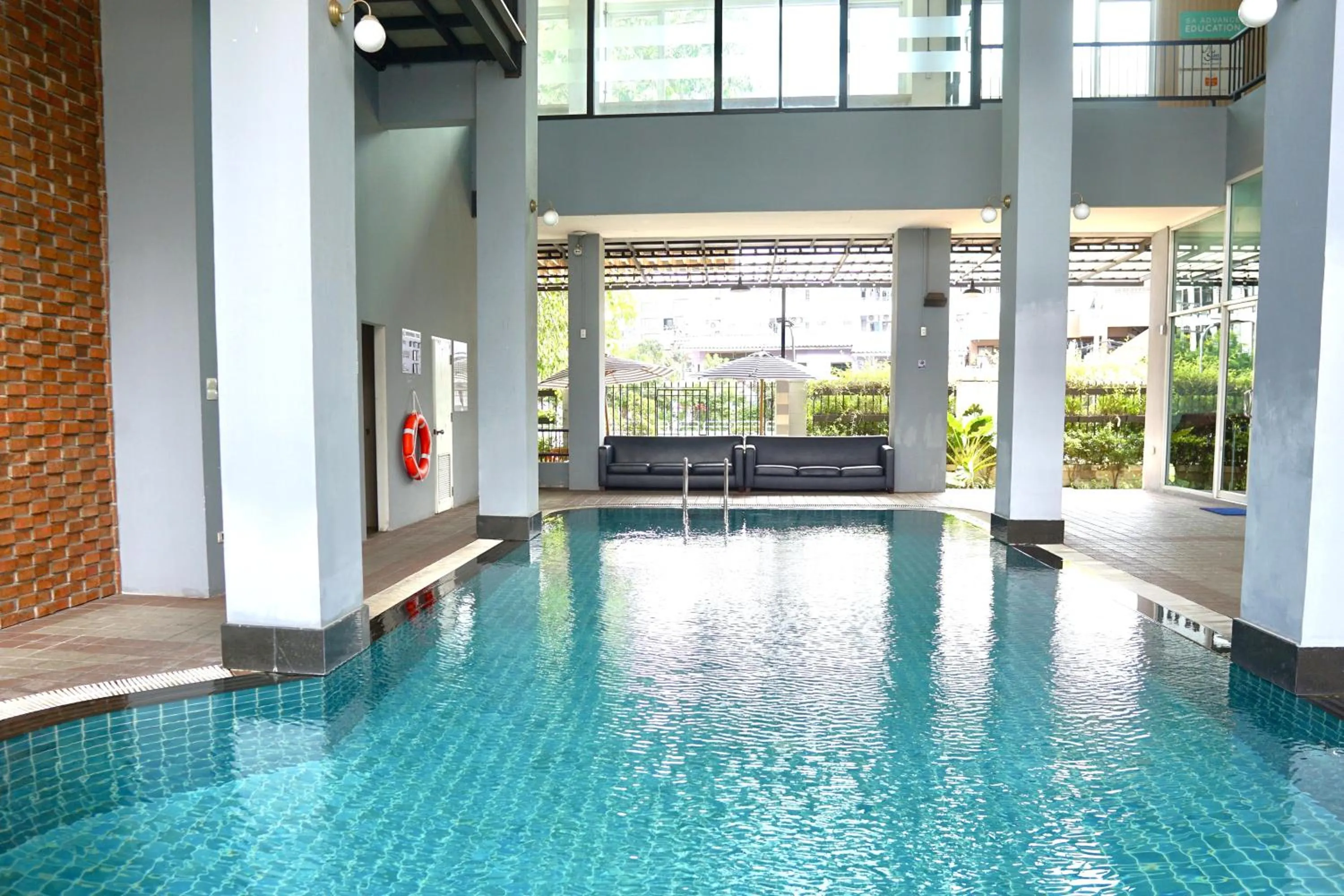 Swimming pool in Kokotel Bangkok Dheva Thonglor