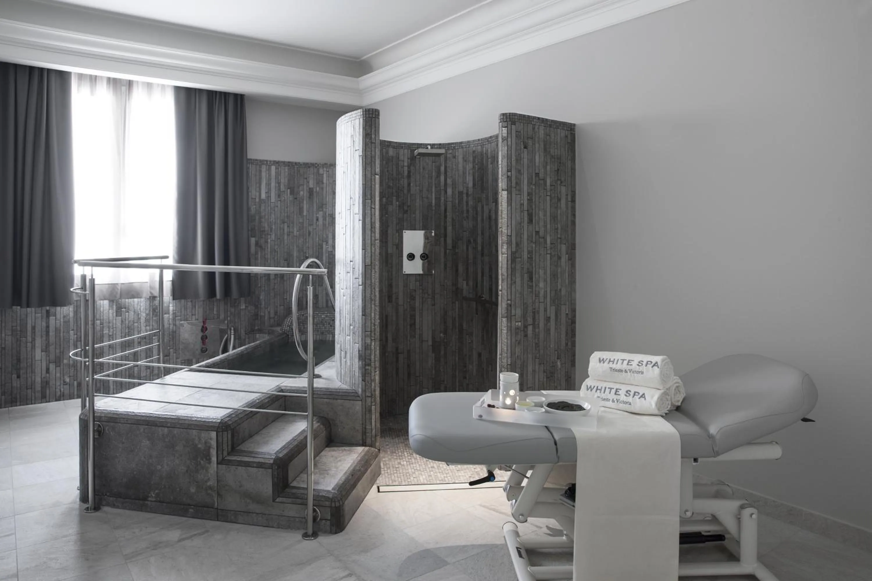 Spa and wellness centre/facilities, Bed in Grand Hotel Trieste & Victoria
