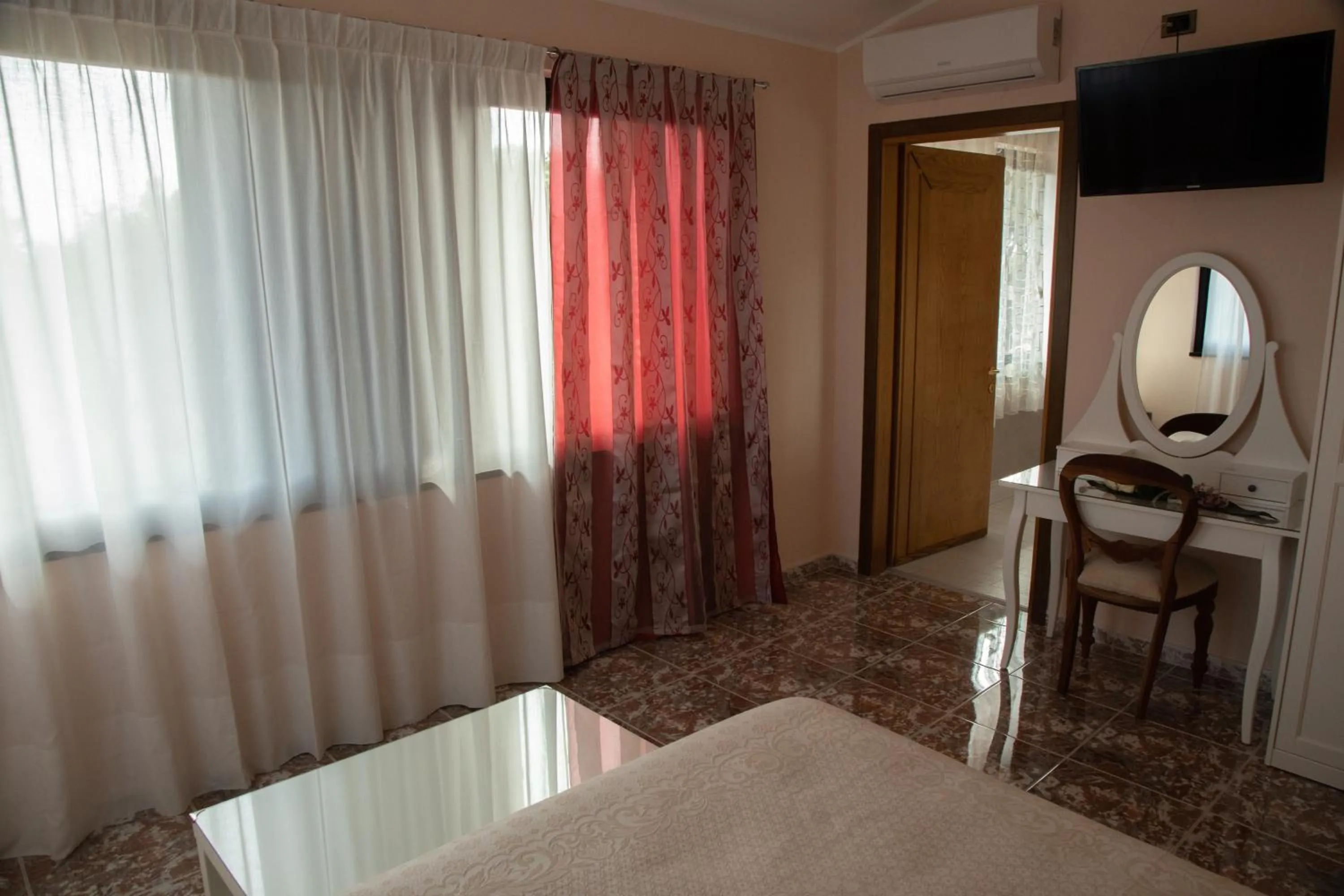 Bathroom, Bed in Relais d 'Itria