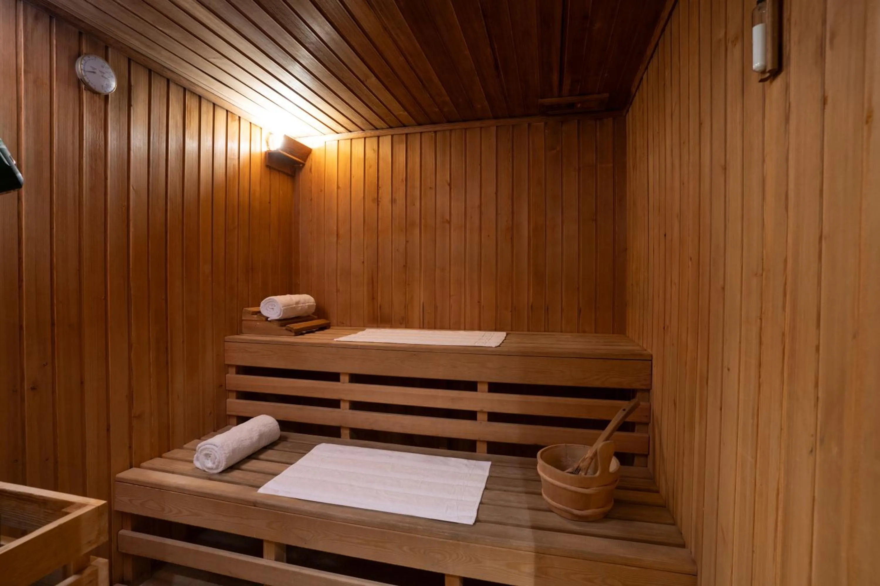 Sauna in Corp Amman Hotel
