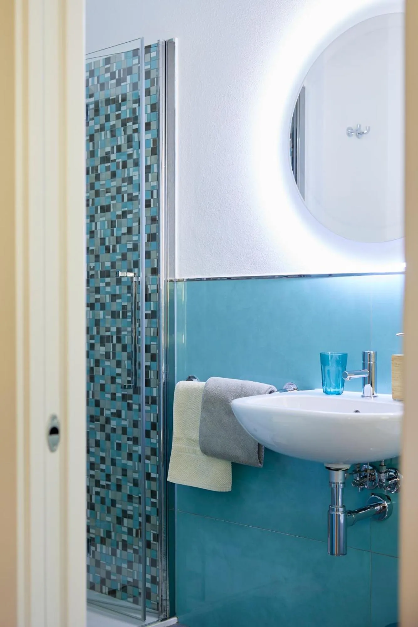 Bathroom in La Camelia Bianca B&B