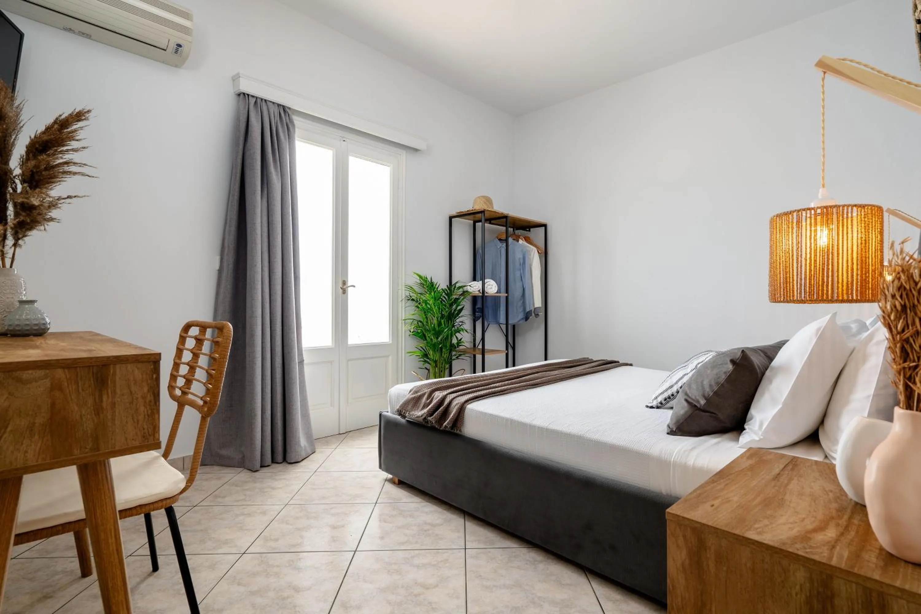 Bed in Erato Inn Naxos