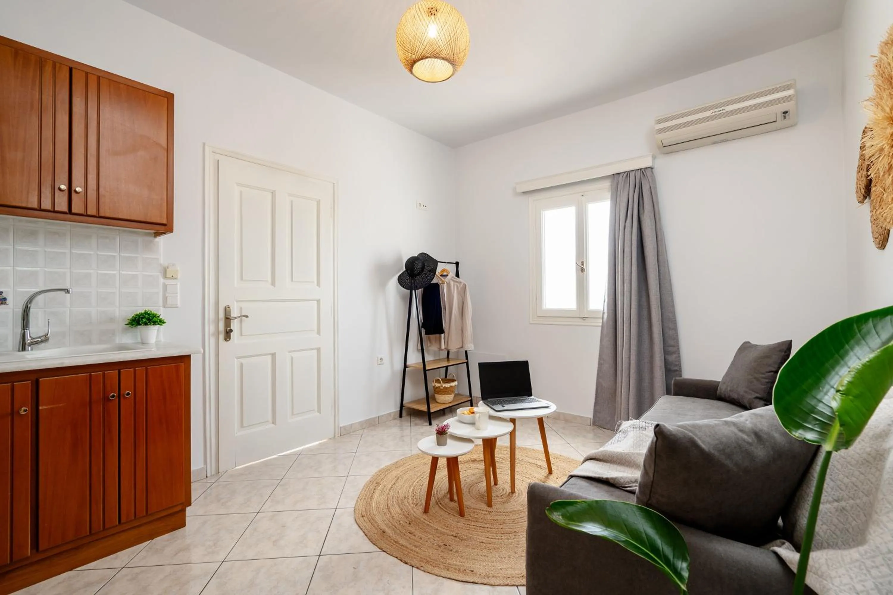 Kitchen or kitchenette in Erato Inn Naxos