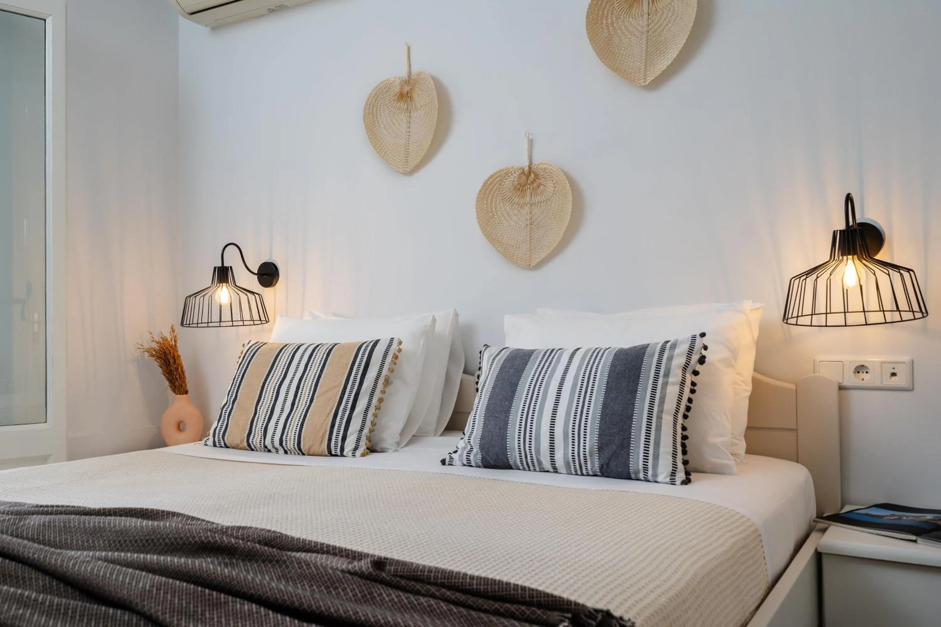 Bed in Erato Inn Naxos