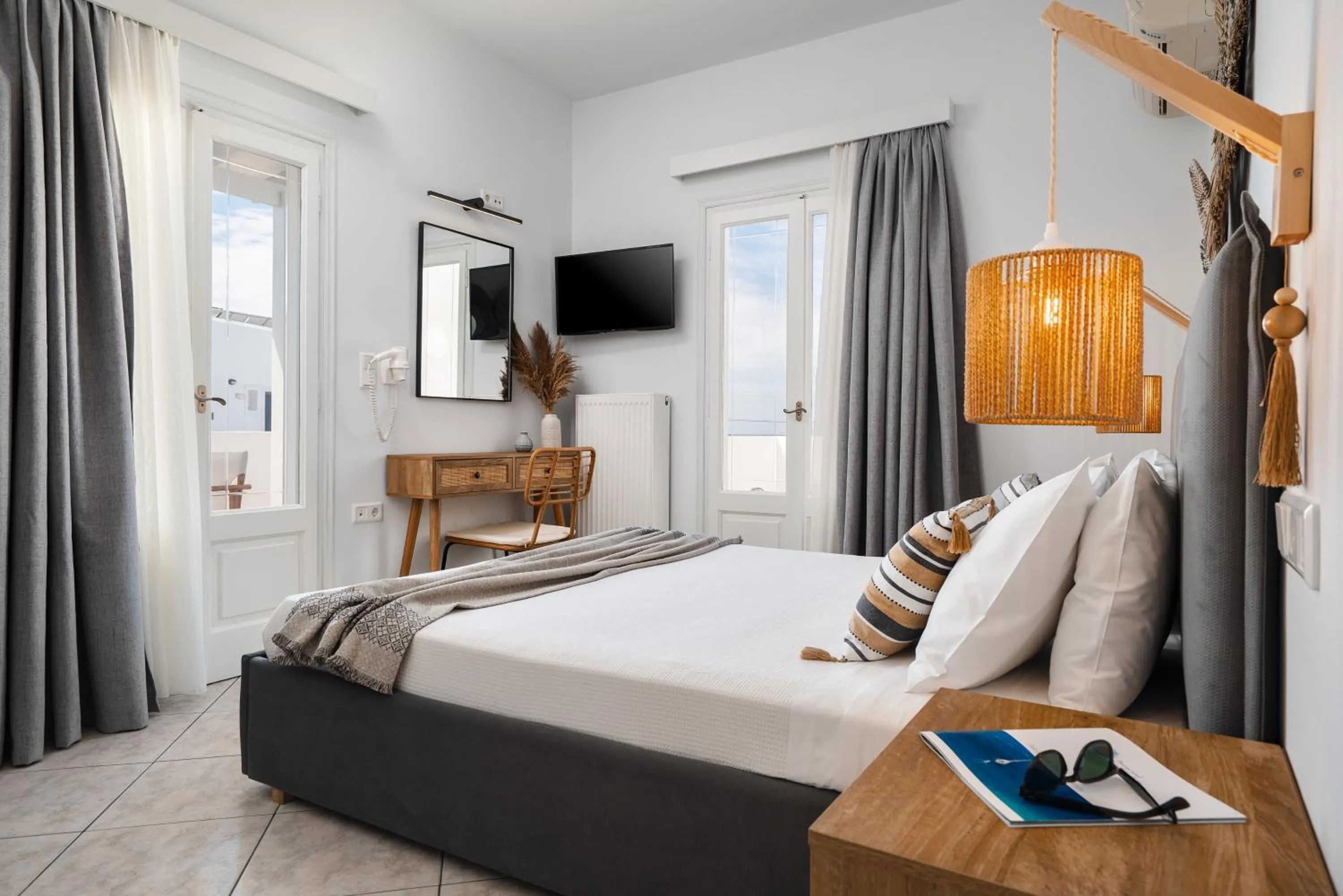 Bed in Erato Inn Naxos