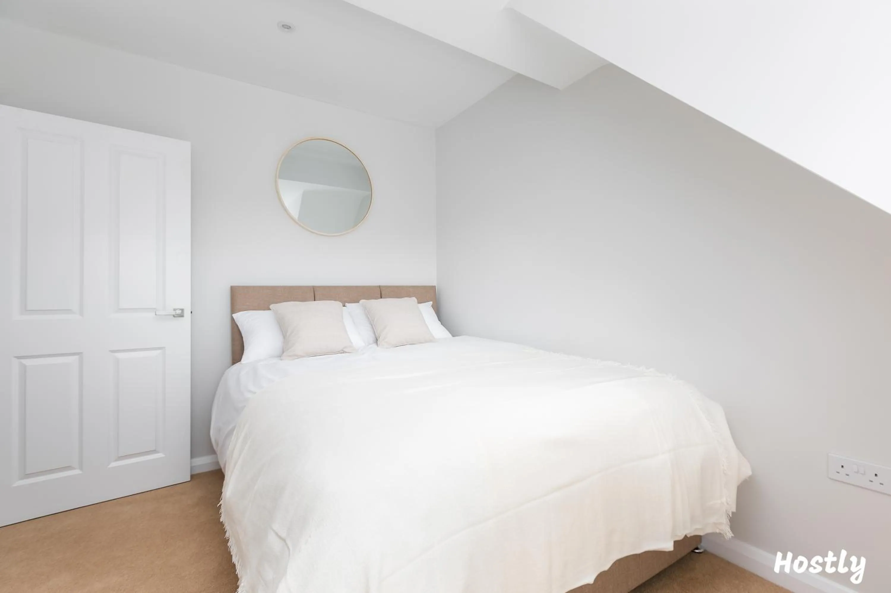 Bedroom in Turtle and Rabbit - Comfortable and Spacious Houses