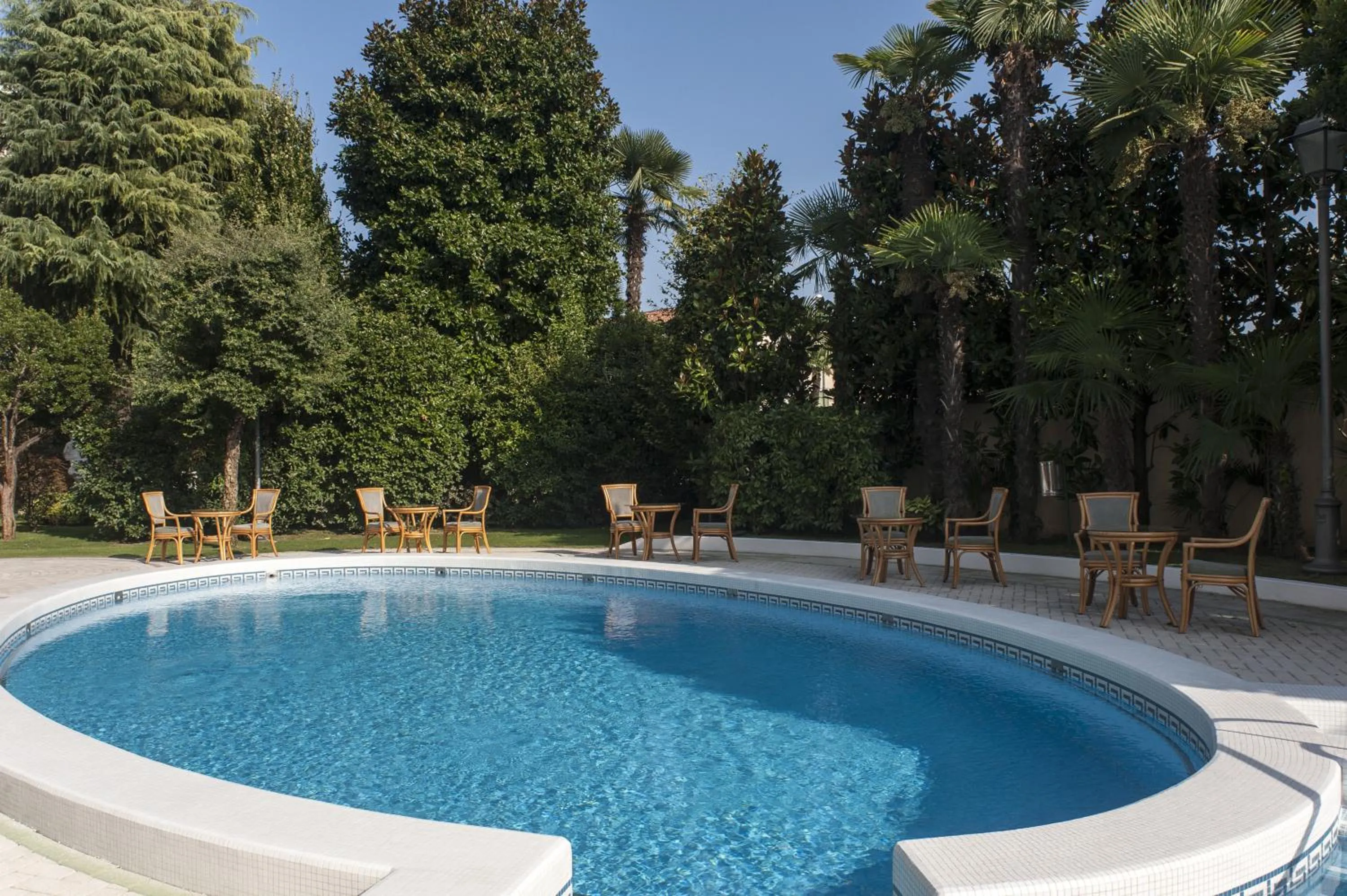 Day in Hotel Due Torri