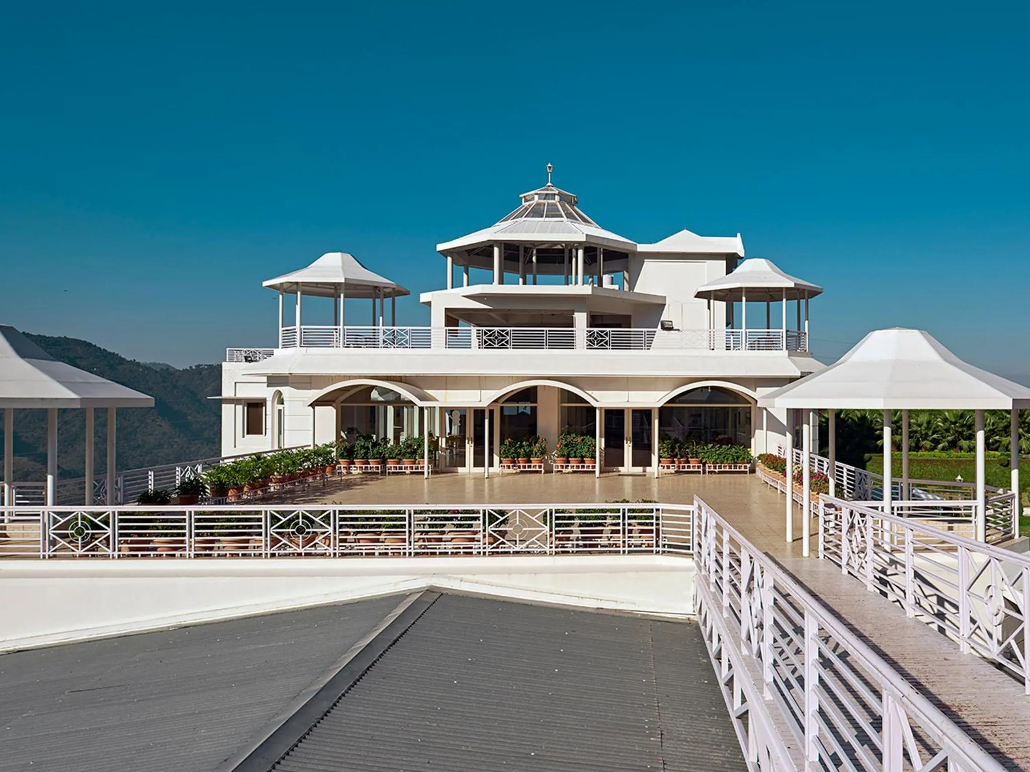 Property building in Club Mahindra Kandaghat