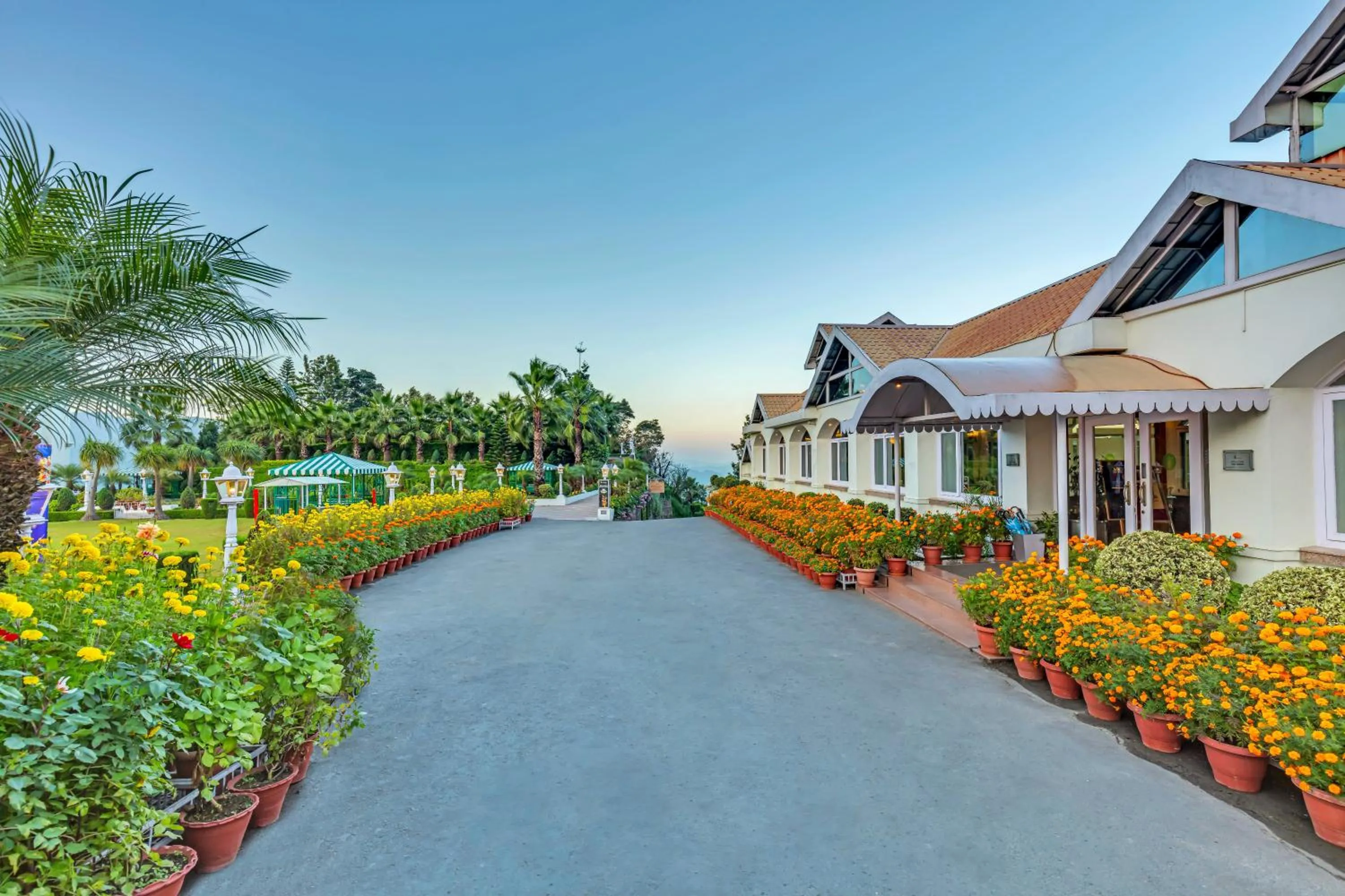 Property building in Club Mahindra Kandaghat