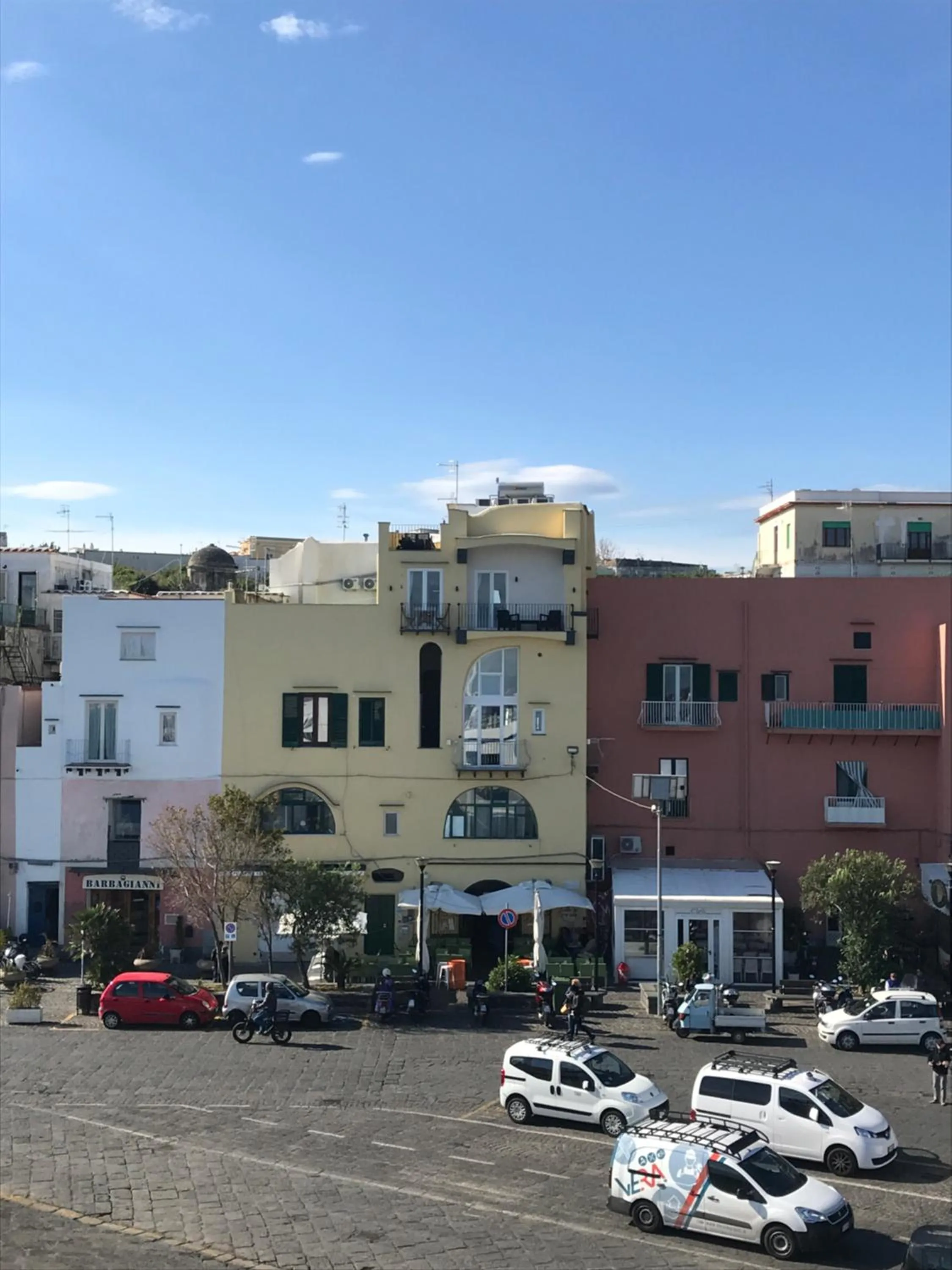 Property building in Vento di mare