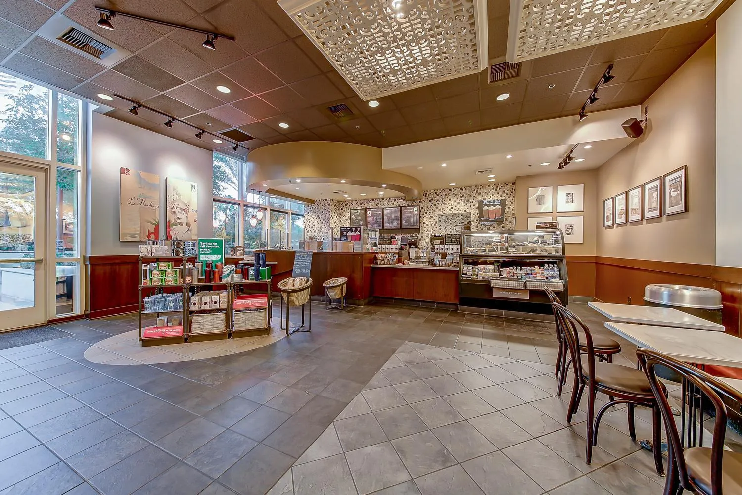 Restaurant/places to eat in StripViewSuites Penthouse Two-Bedroom Conjoined Suite