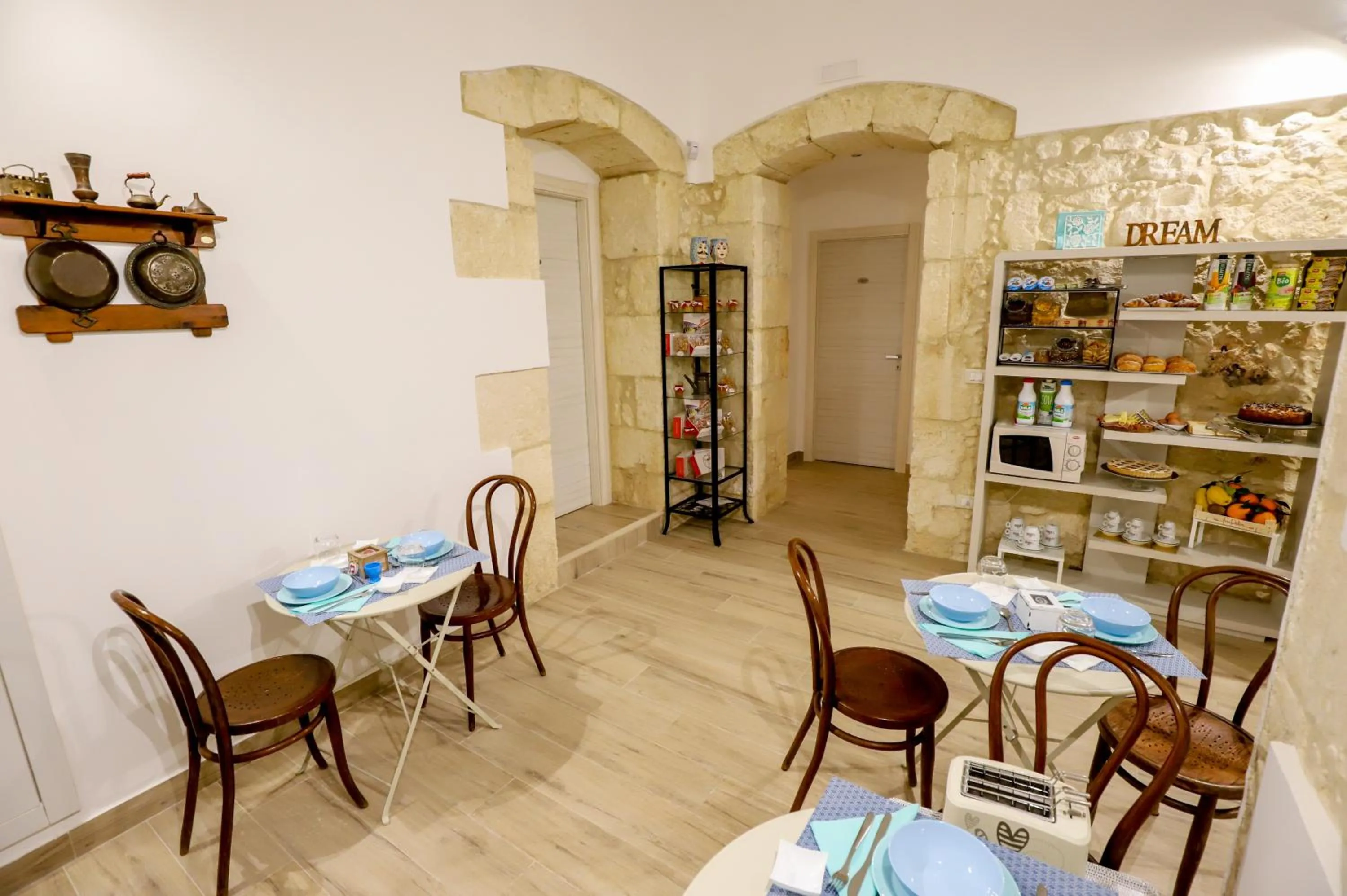 Communal kitchen in La Sicilia in un sogno