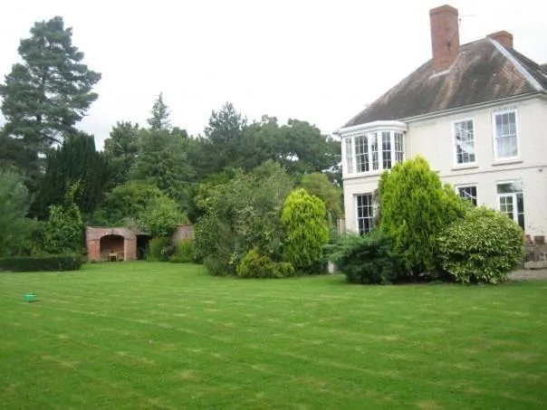 Garden view in Trelough House B&B