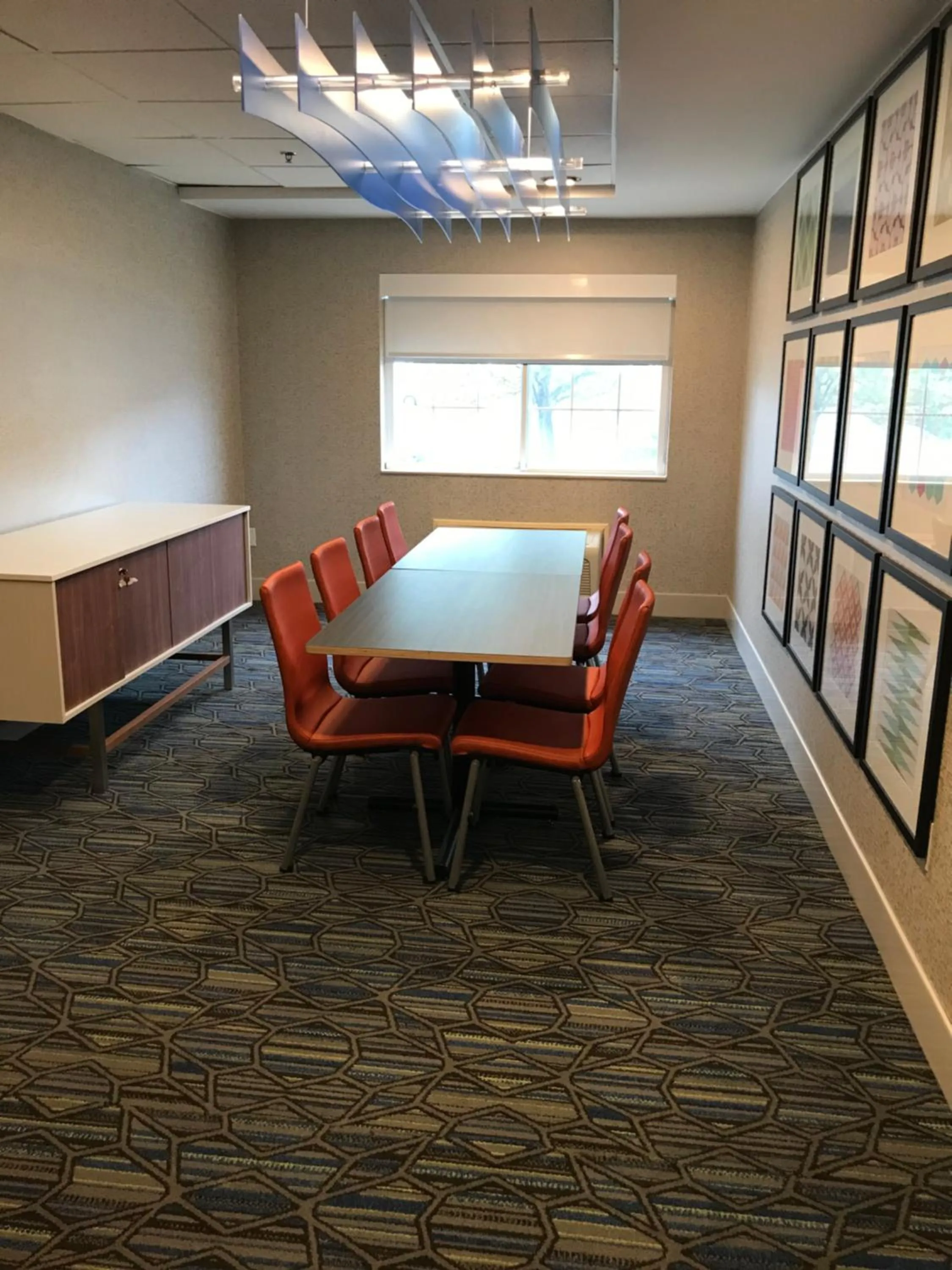 Holiday Inn Express - Toledo West - Napoleon by IHG