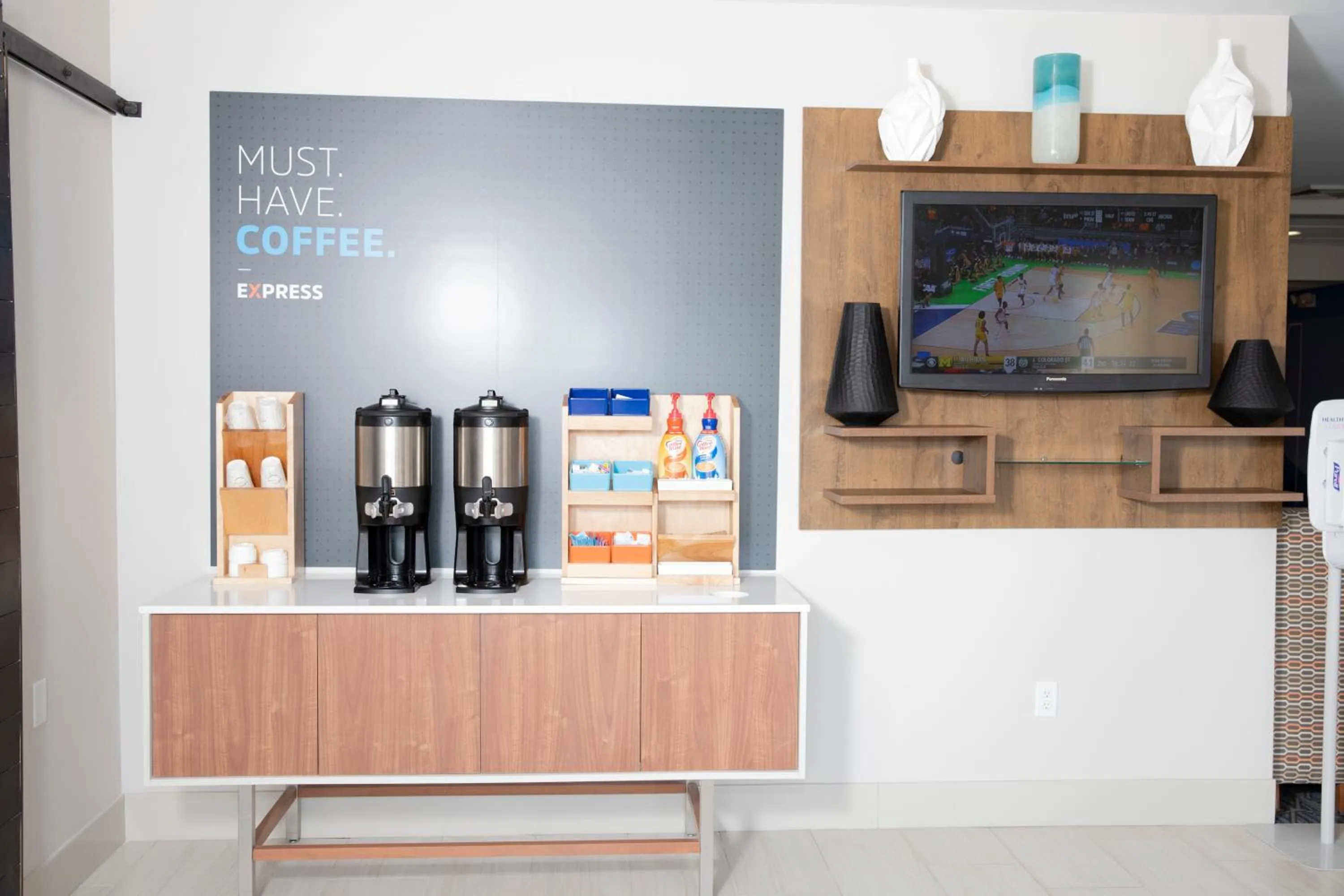 Holiday Inn Express - Toledo West - Napoleon by IHG