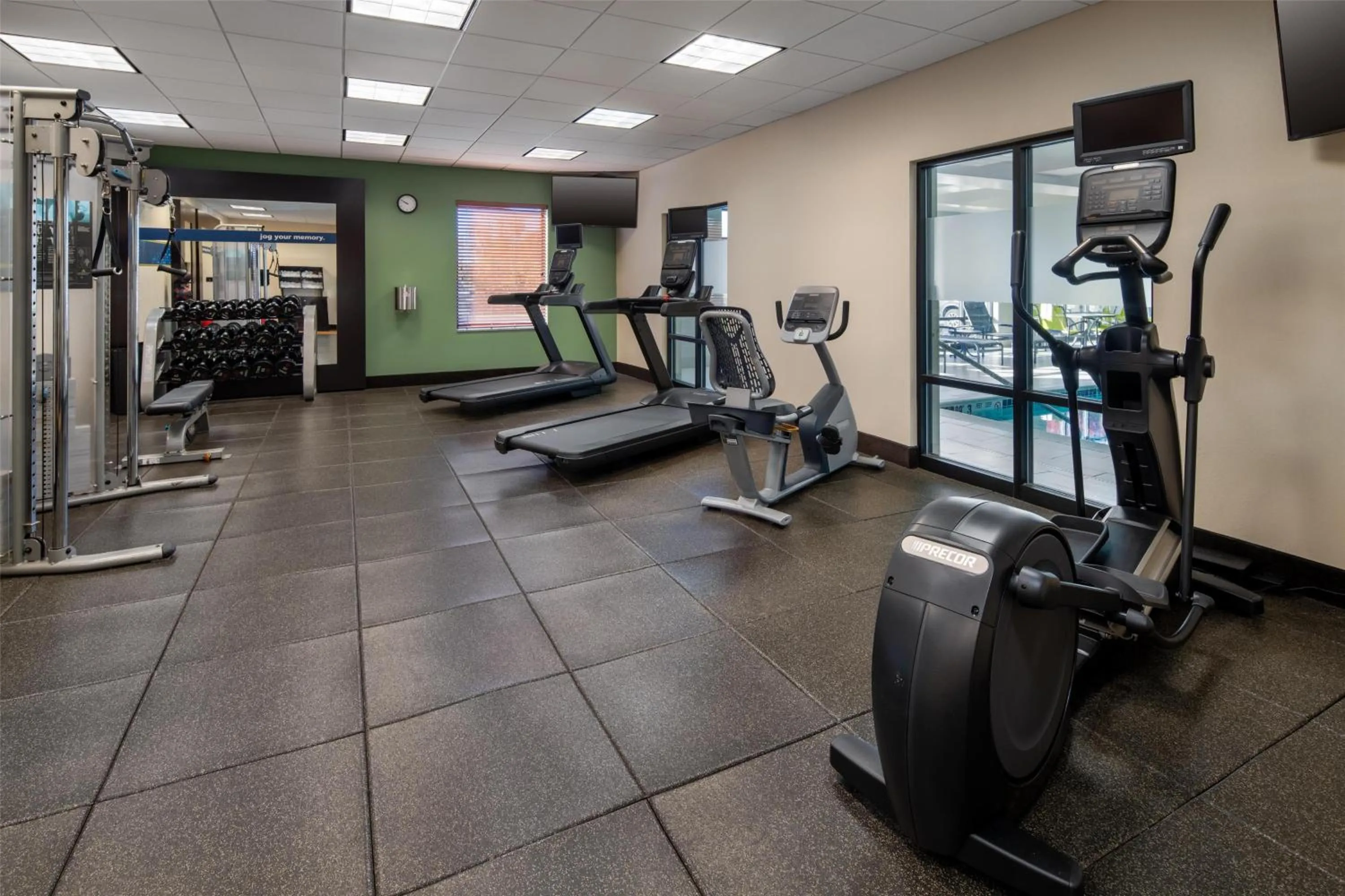 Fitness centre/facilities in Hampton Inn Seneca Falls