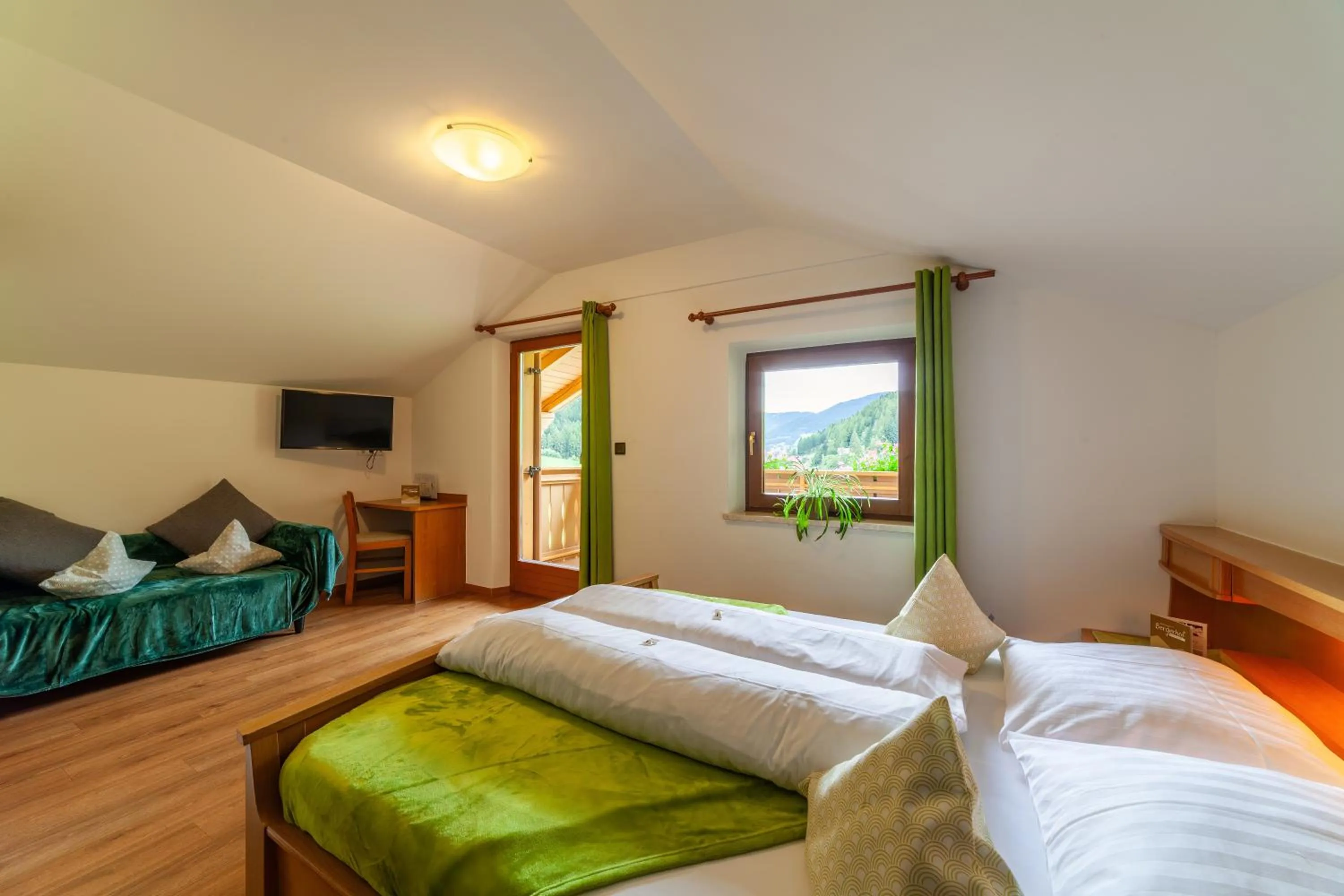 Bed in Almhotel Bergerhof