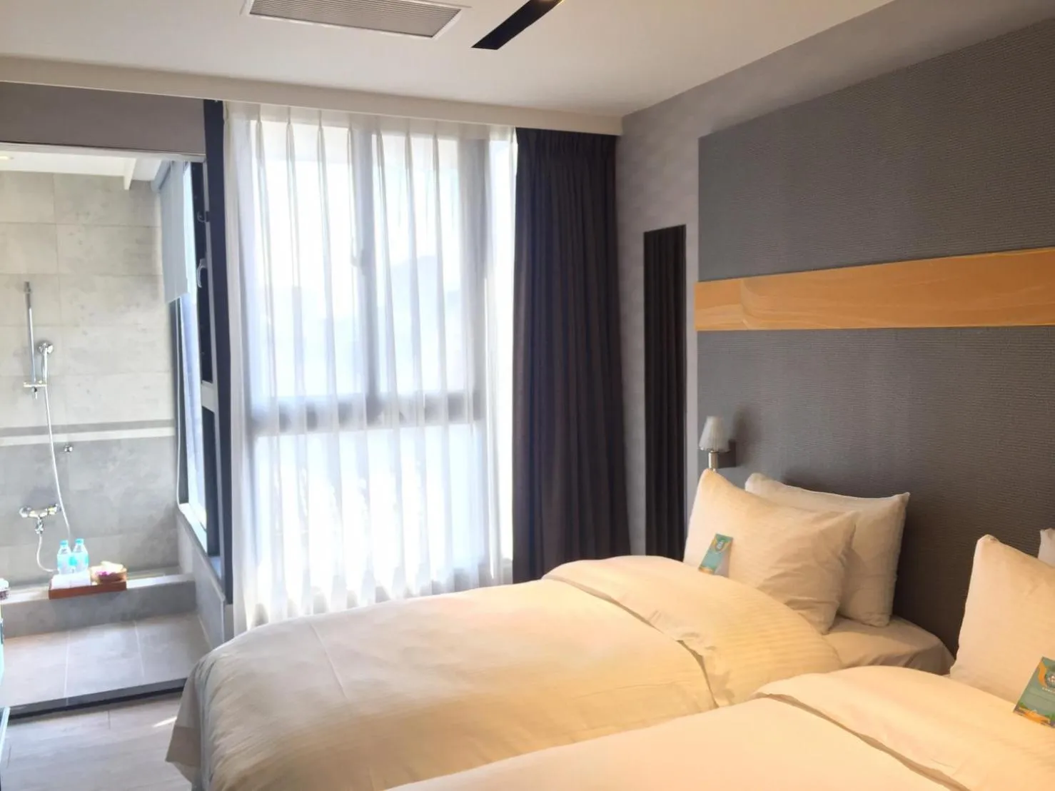 Photo of the whole room, Bed in Fengjia Hotel Bell