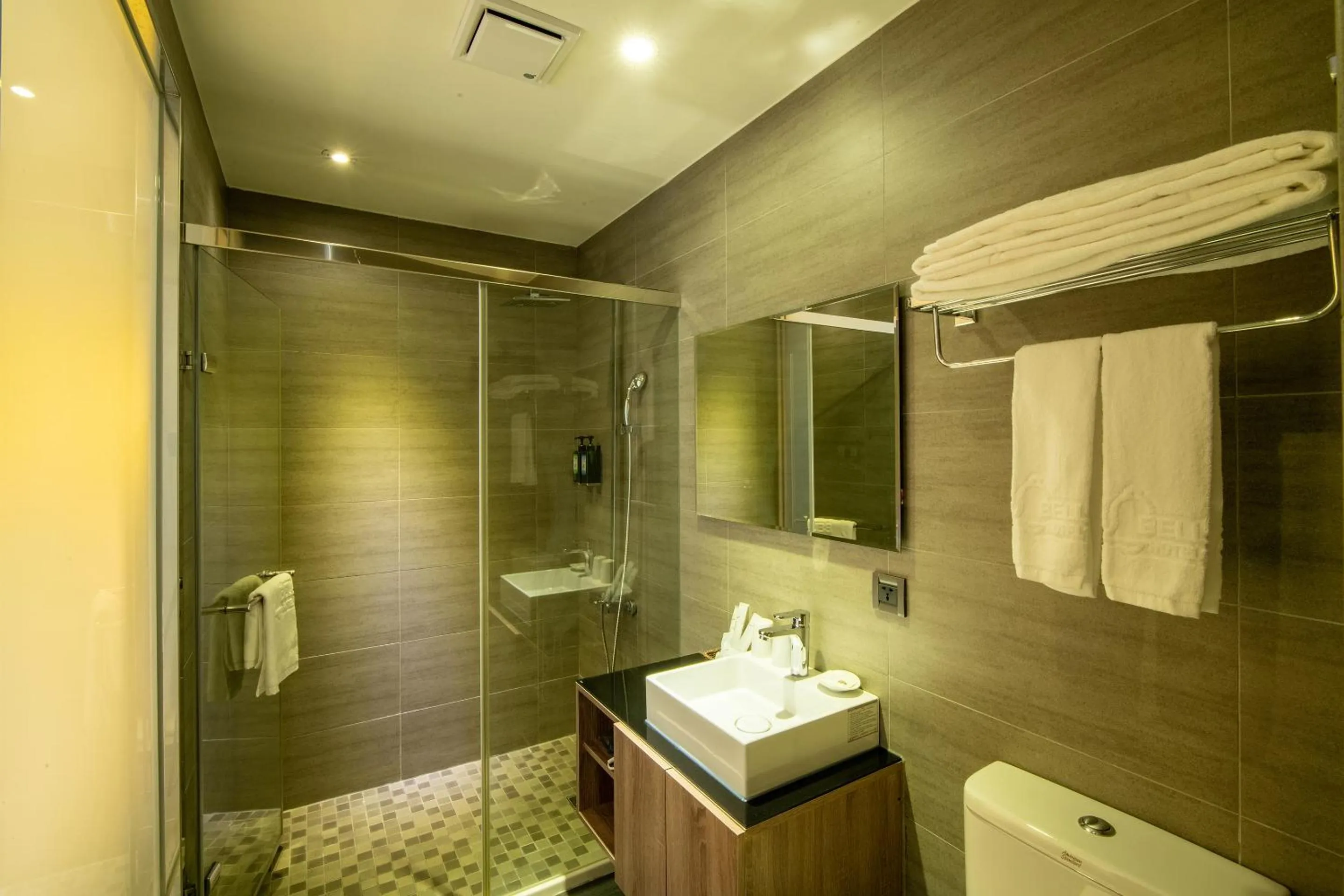 Bathroom in Fengjia Hotel Bell